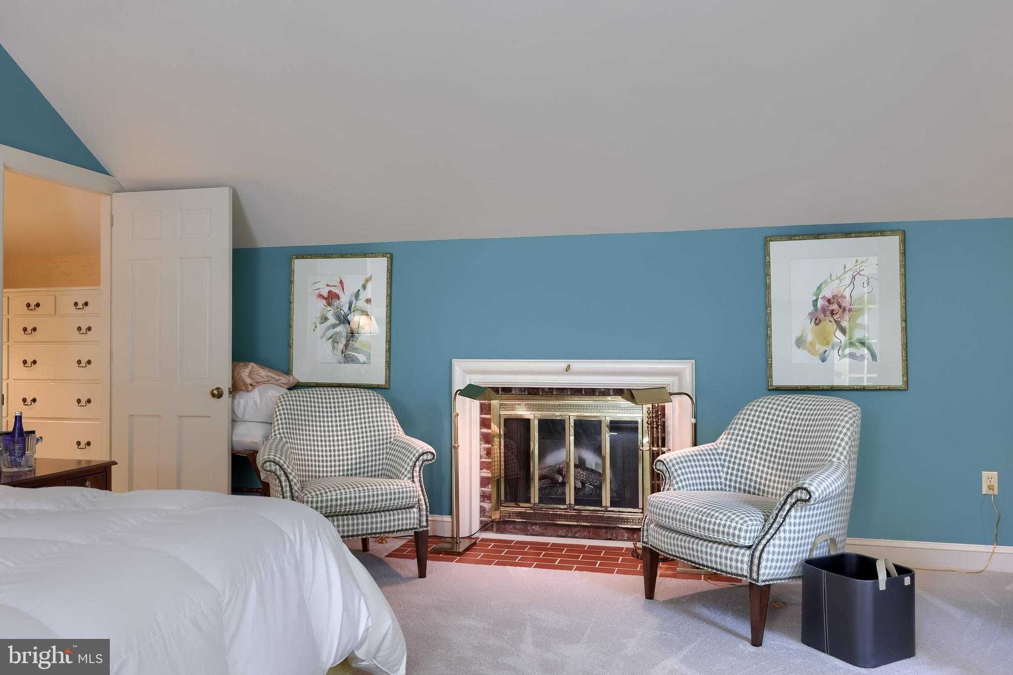 81 S Linden St photo 53