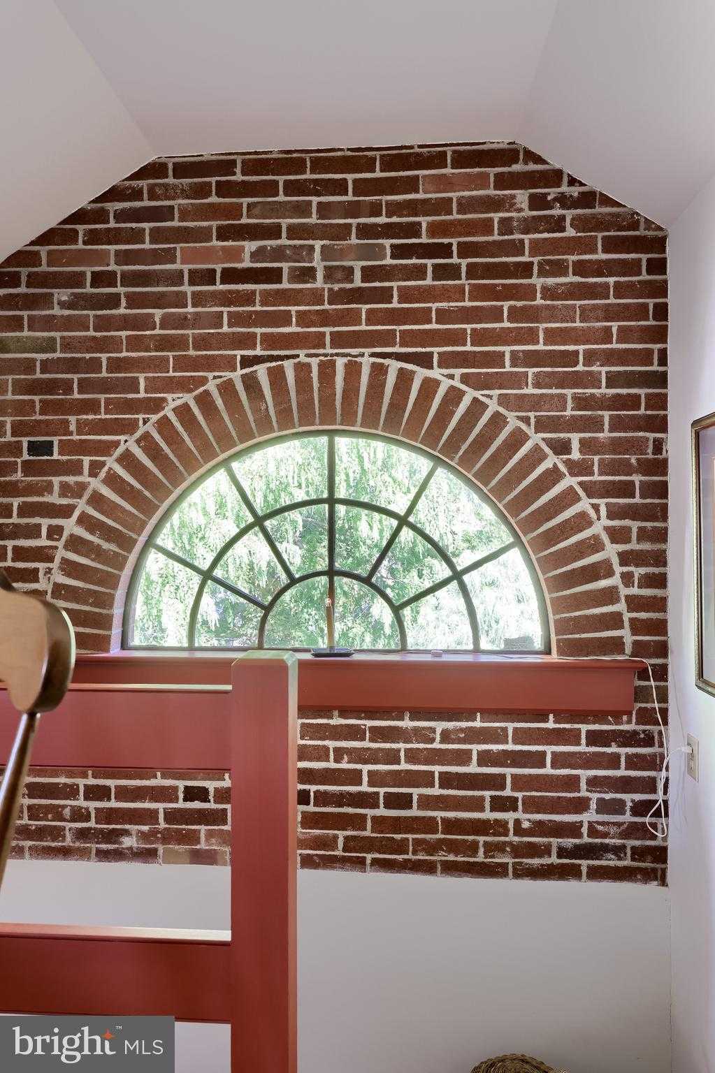 81 S Linden St photo 60