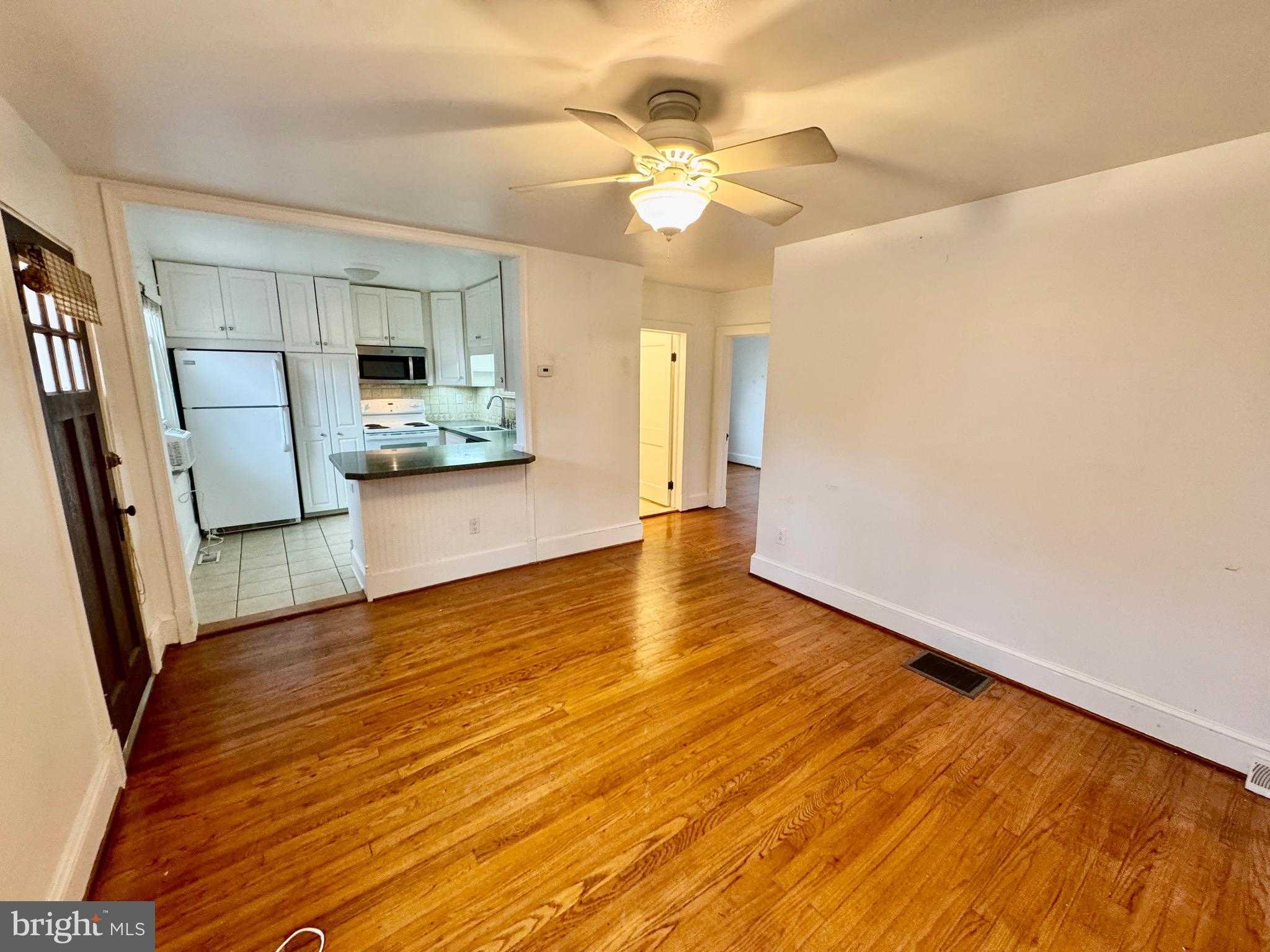 246 Cypress Creek Rd photo 13