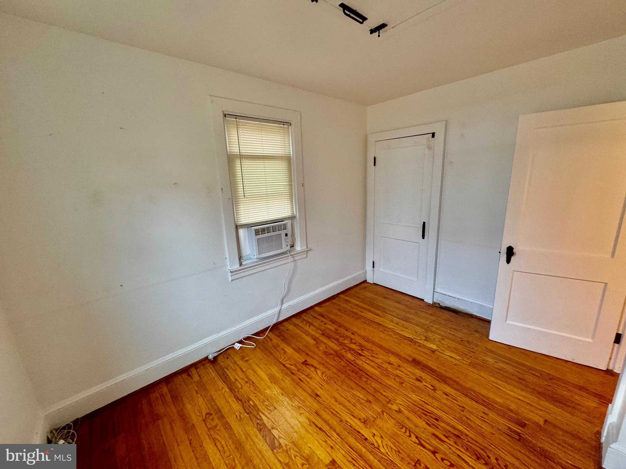 246 Cypress Creek Rd photo 29