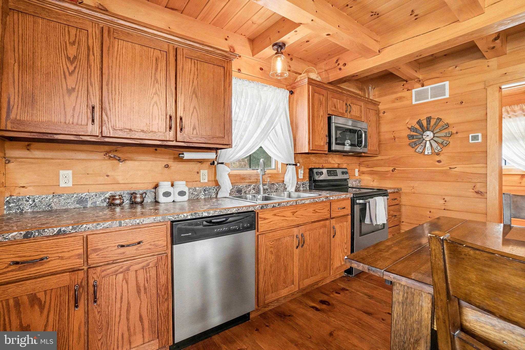 1870 General Potter Hwy photo 23