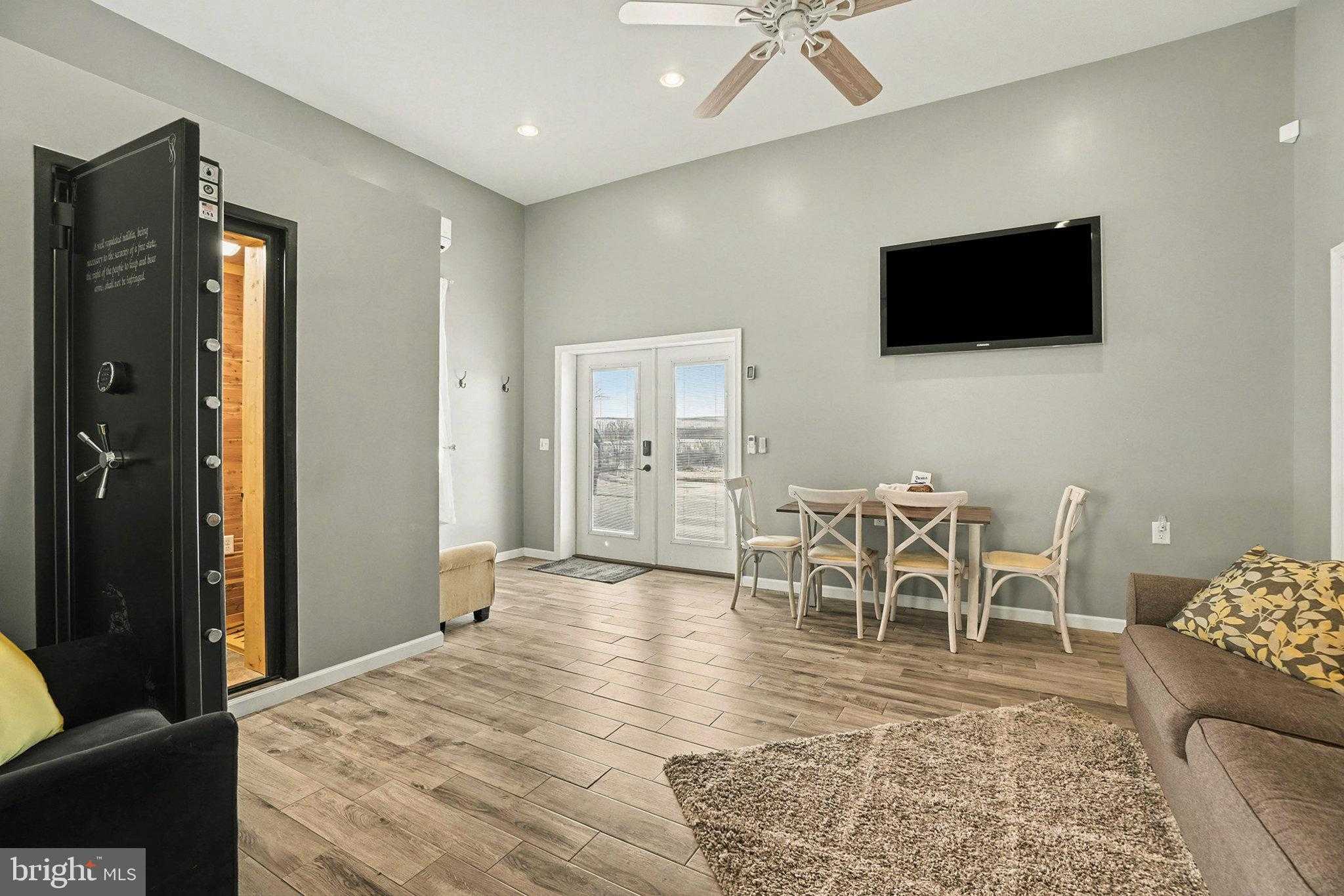 1870 General Potter Hwy photo 41