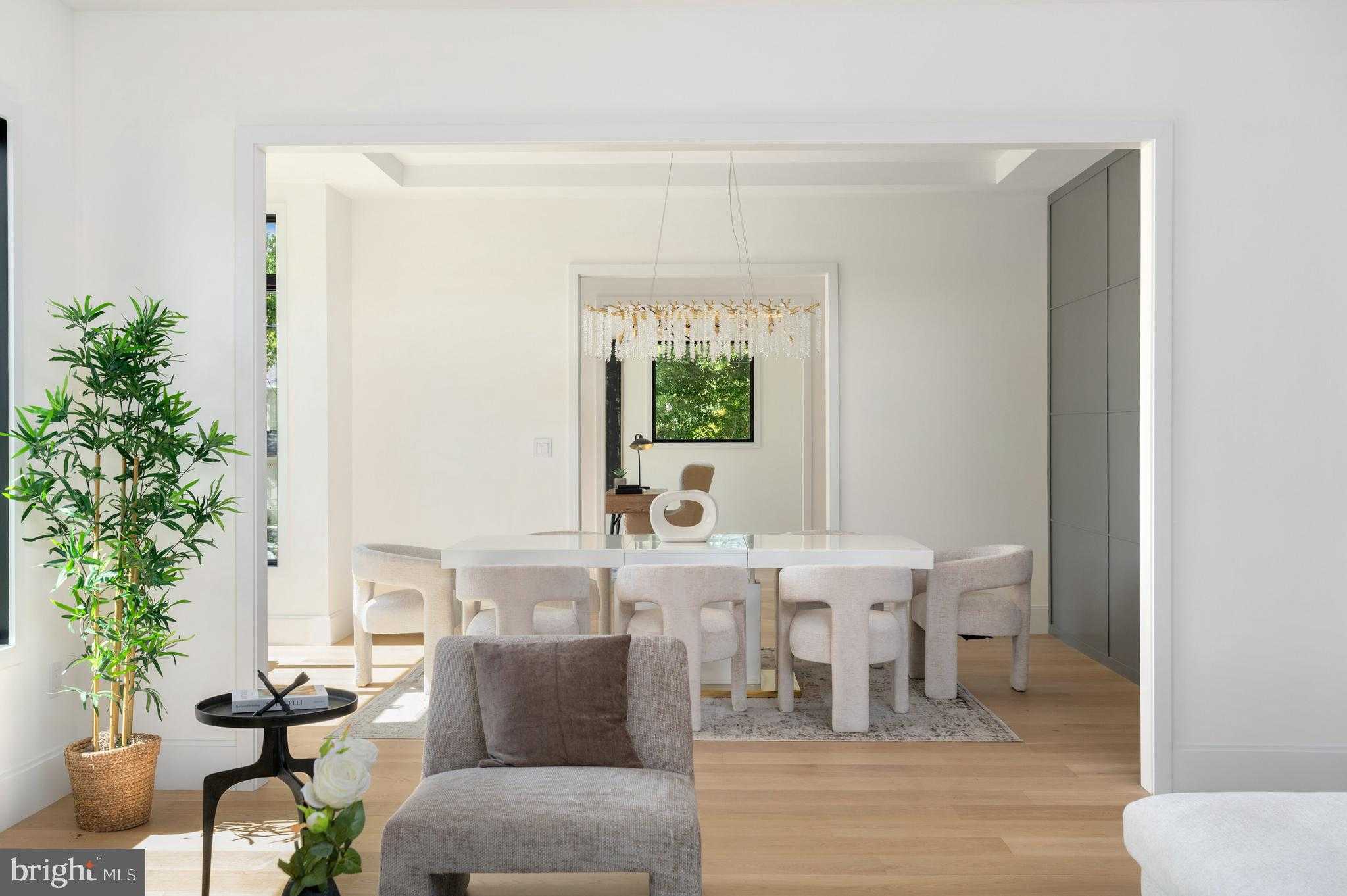 6921 Granby St photo 10