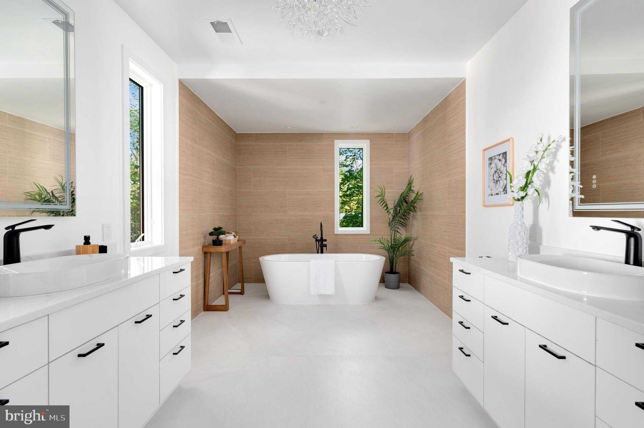 6921 Granby St photo 19