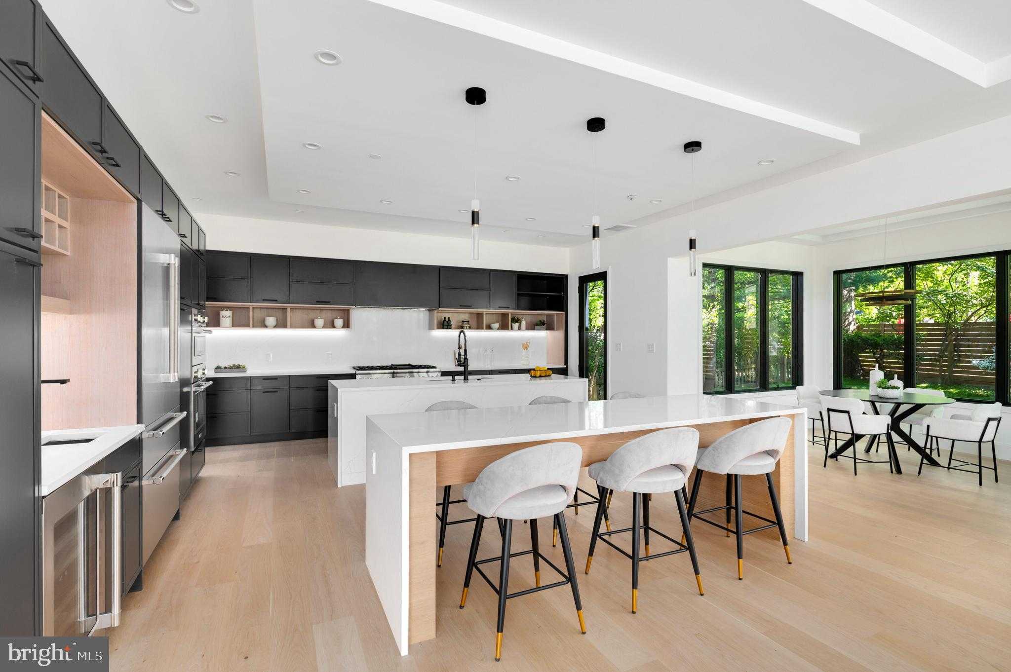 6921 Granby St photo 5