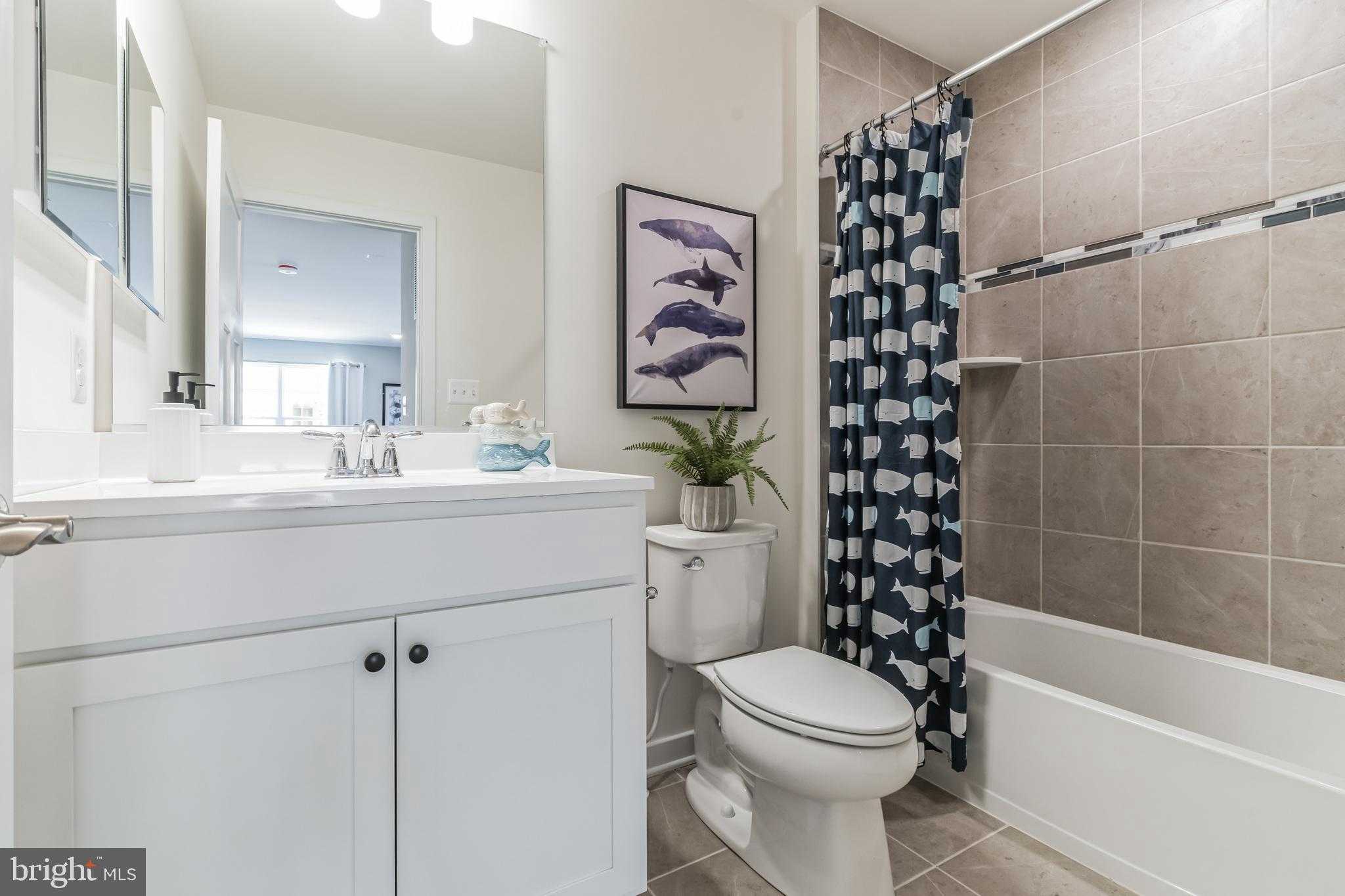 706 Aldora Dr photo 3