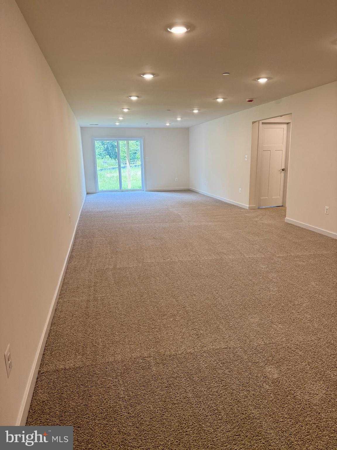 706 Aldora Dr photo 40