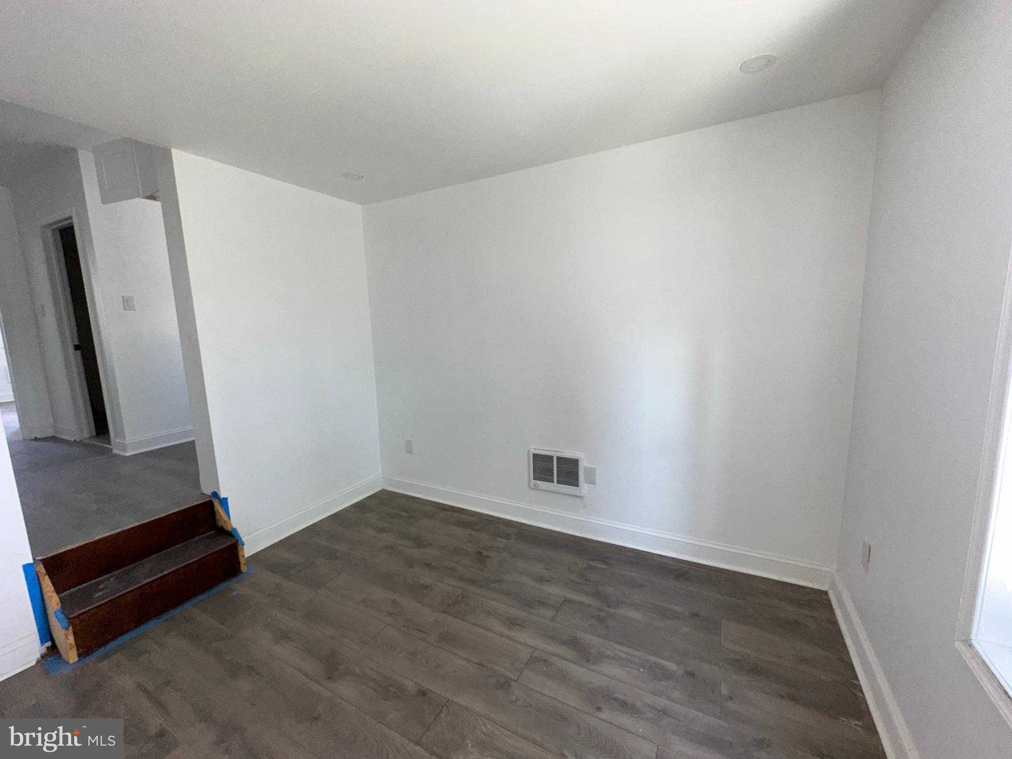 2715 N 12th St photo 25