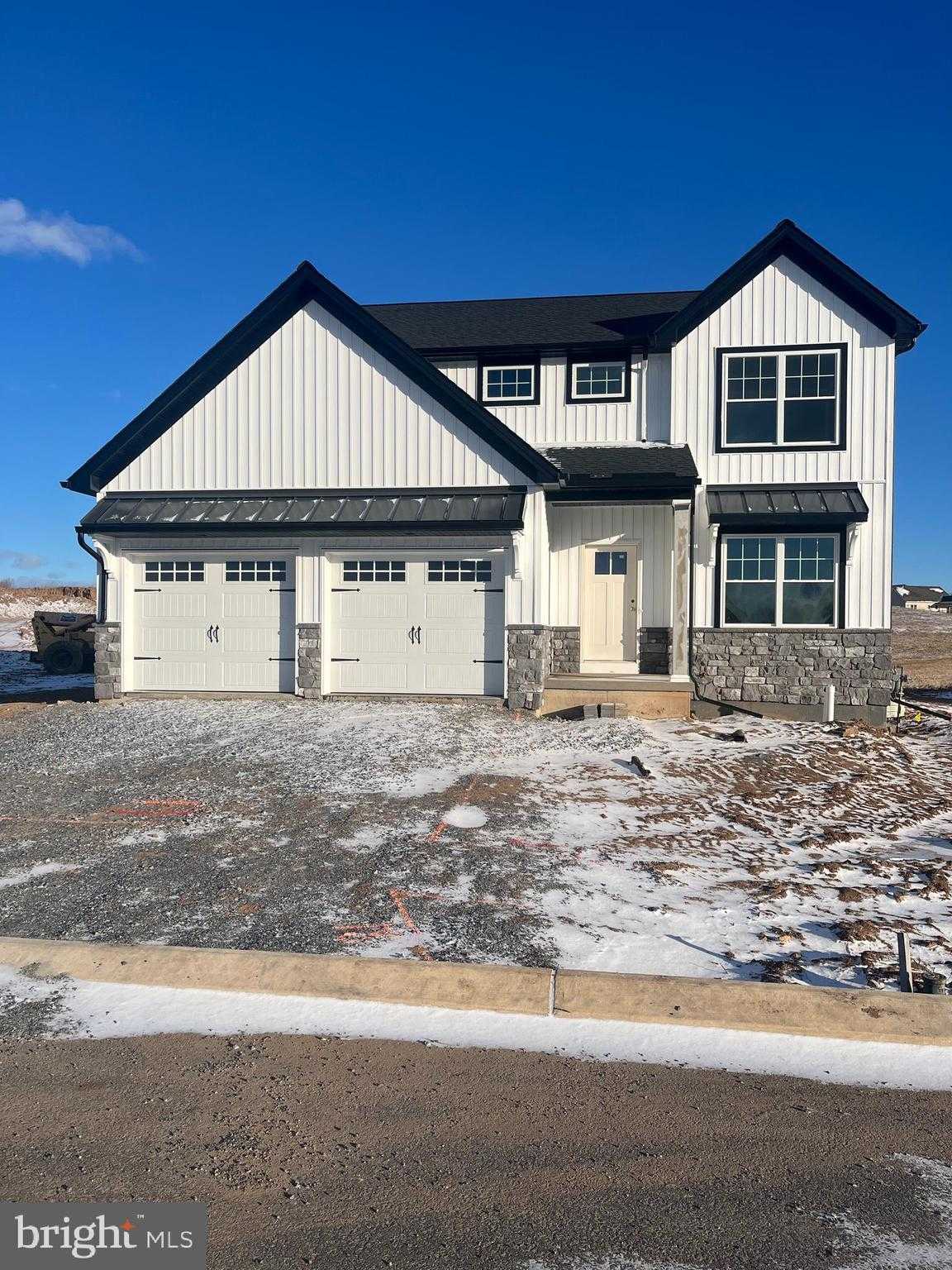 227 Randolph Dr photo 2