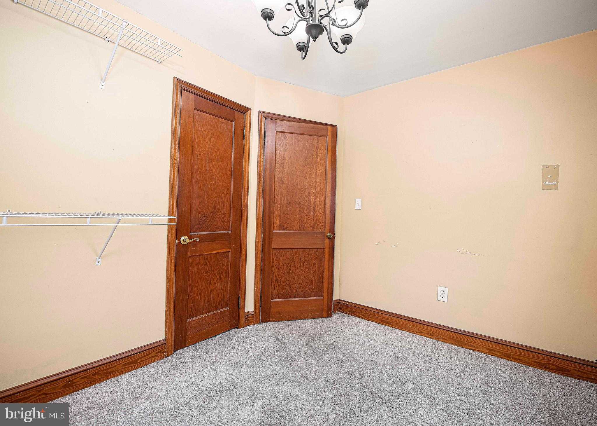 108 Archer St photo 18