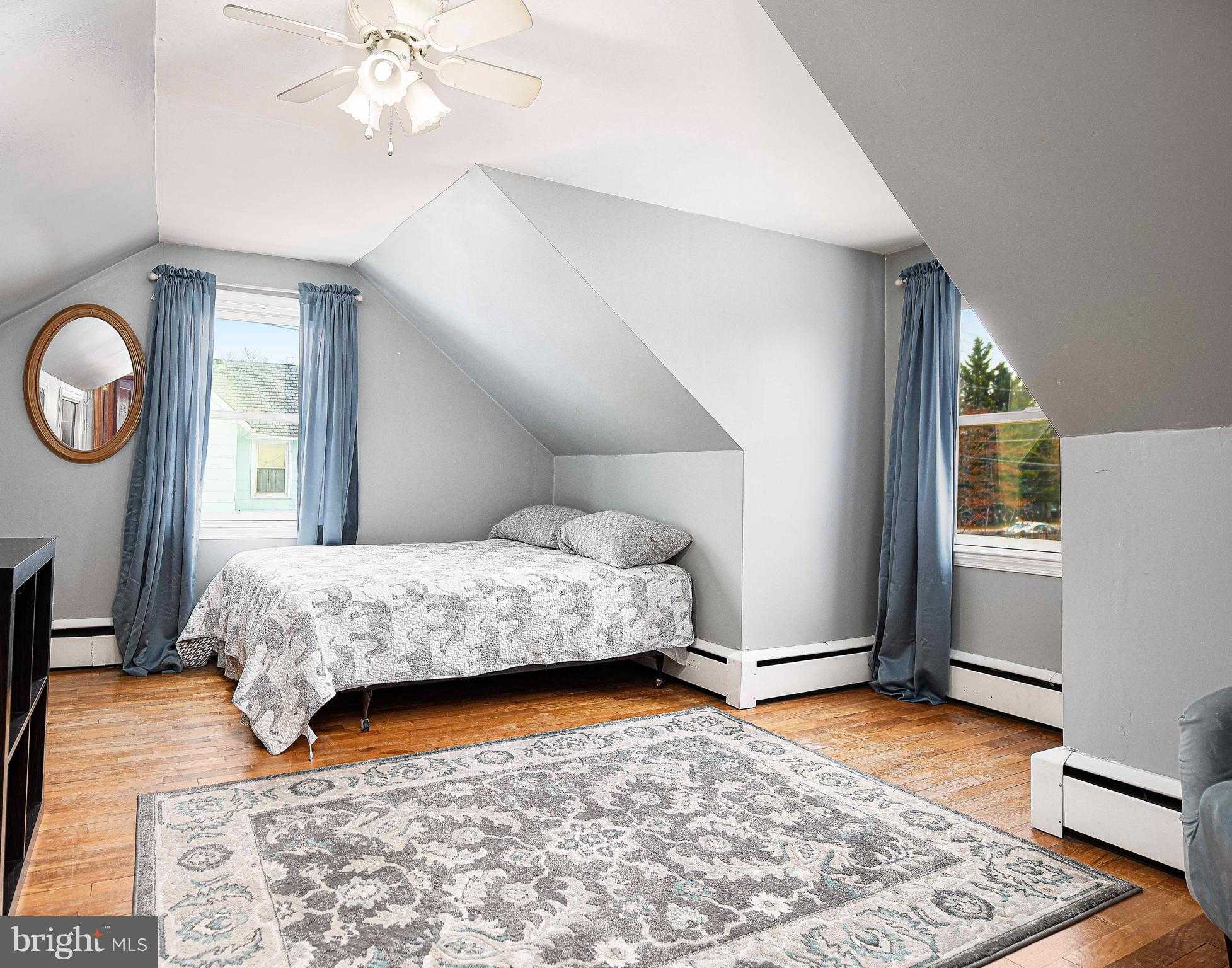 108 Archer St photo 21