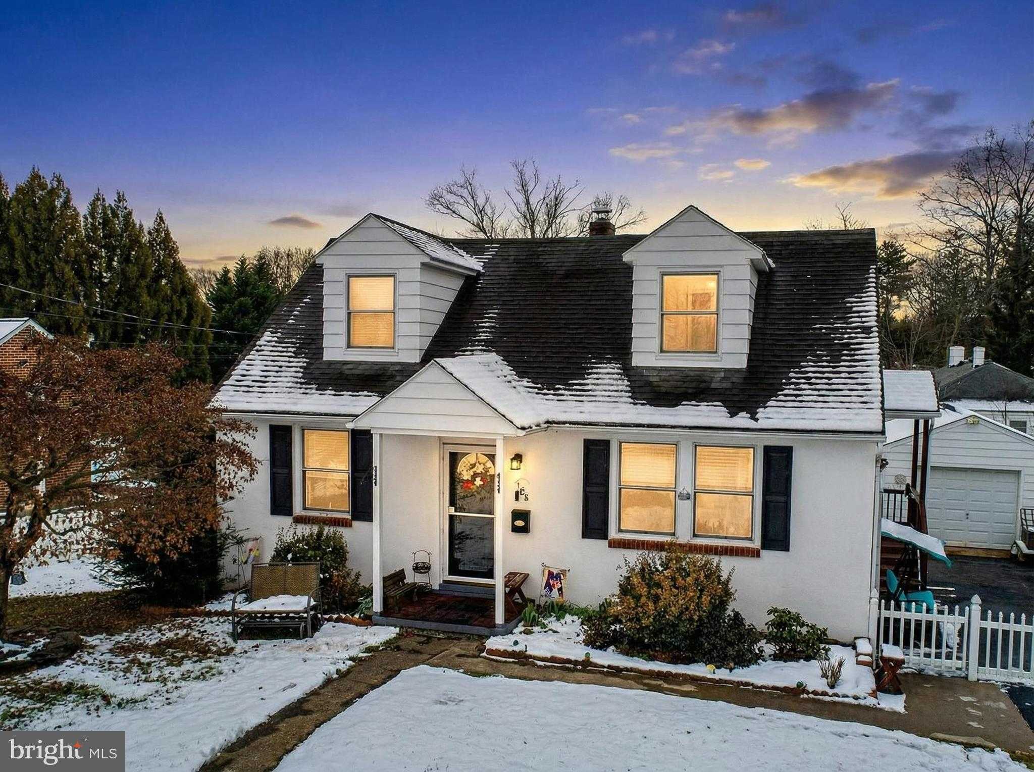 108 Archer St photo 3