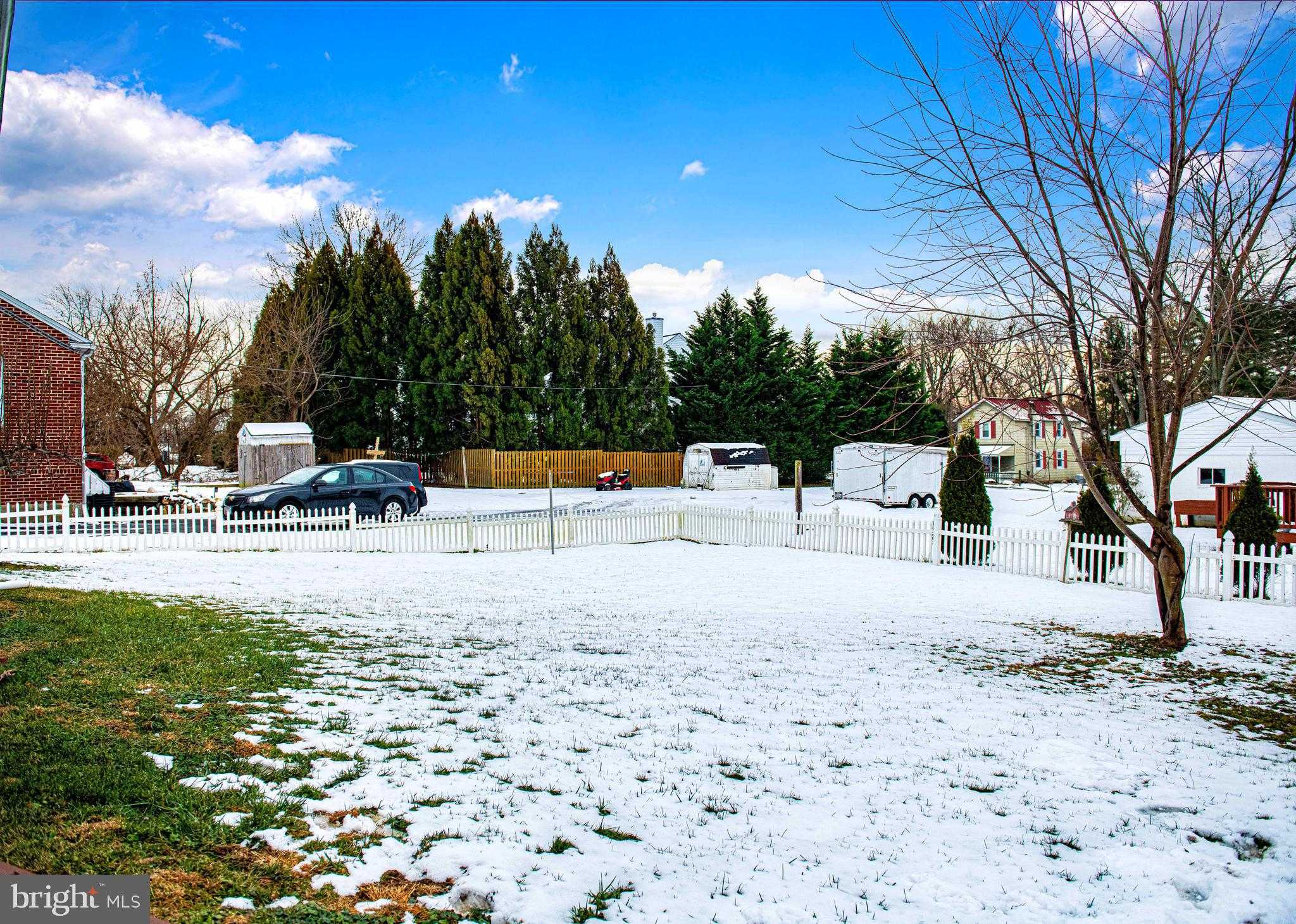 108 Archer St photo 35