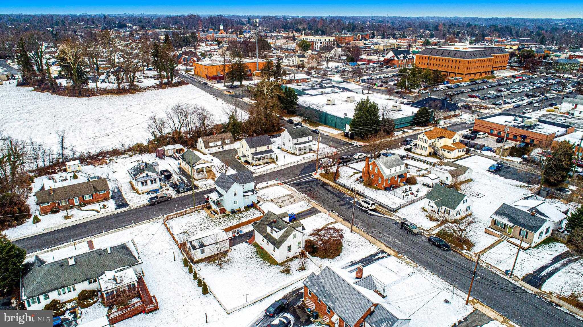 108 Archer St photo 46