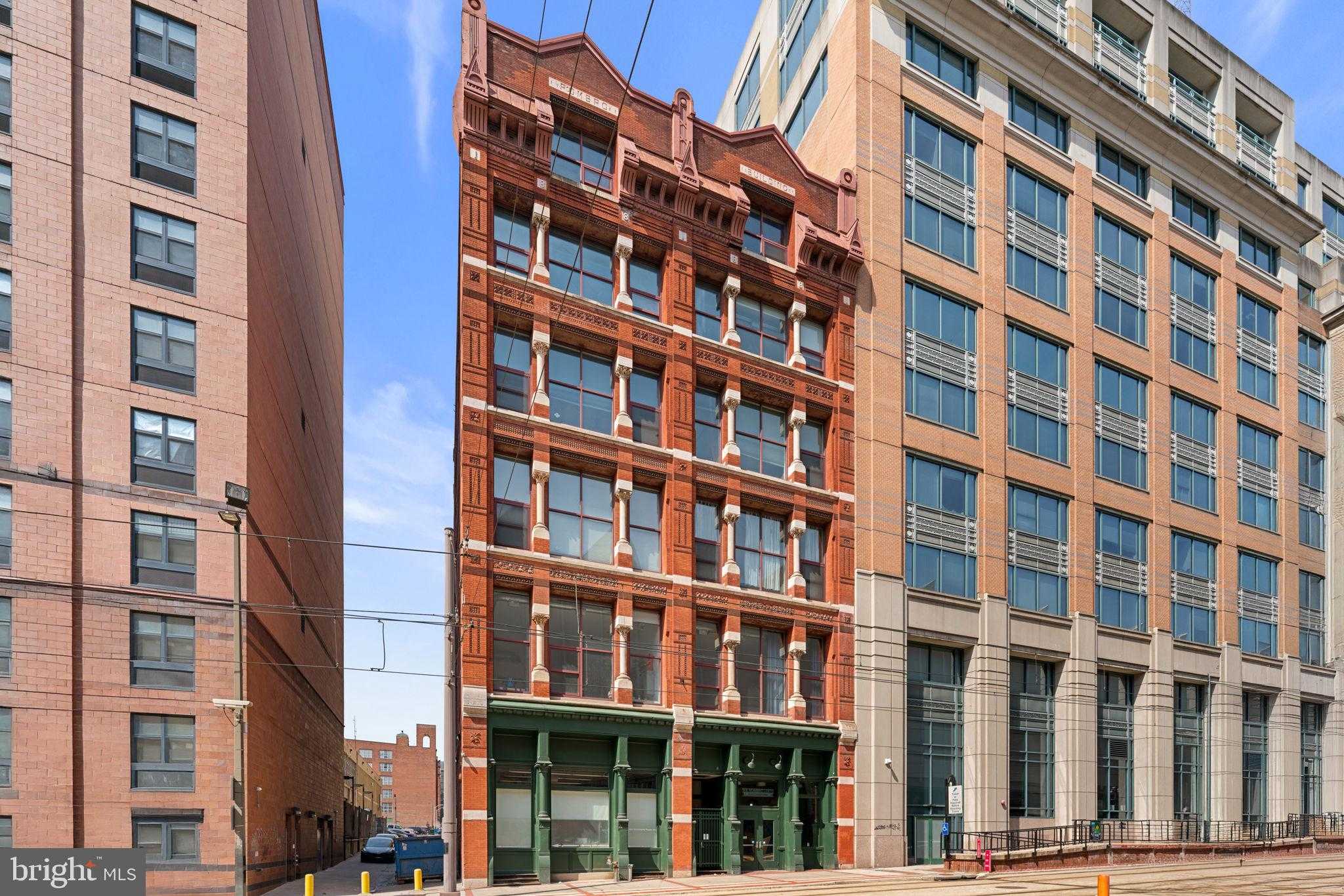 22 S Howard St # R401 photo 2