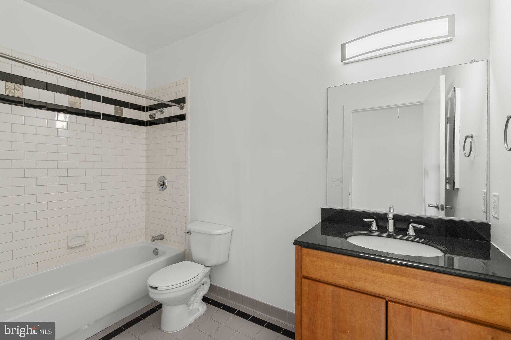 22 S Howard St # R401 photo 21