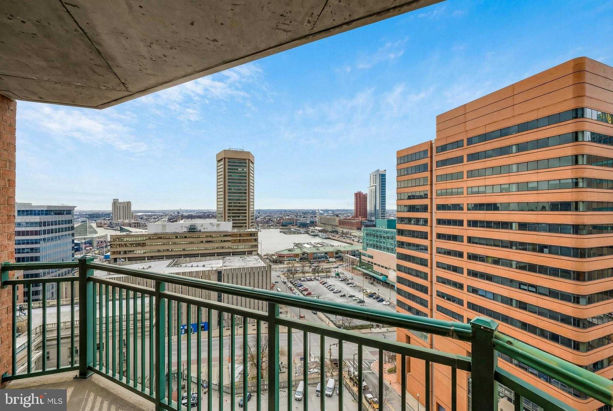 414 Water St Apt 1703 photo 2