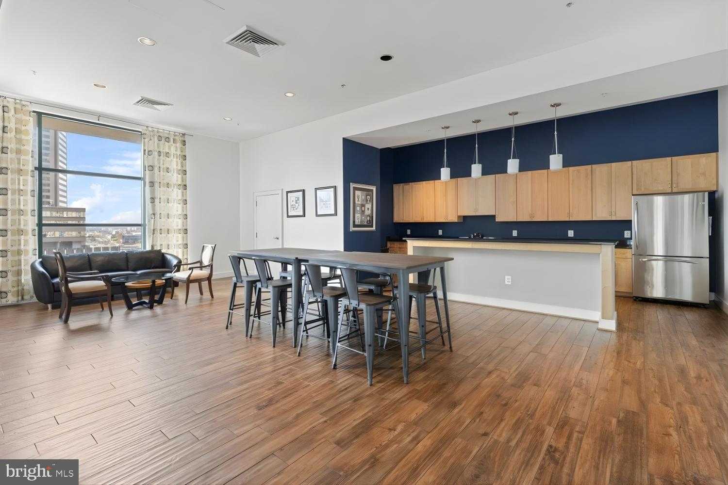 414 Water St Apt 1703 photo 27