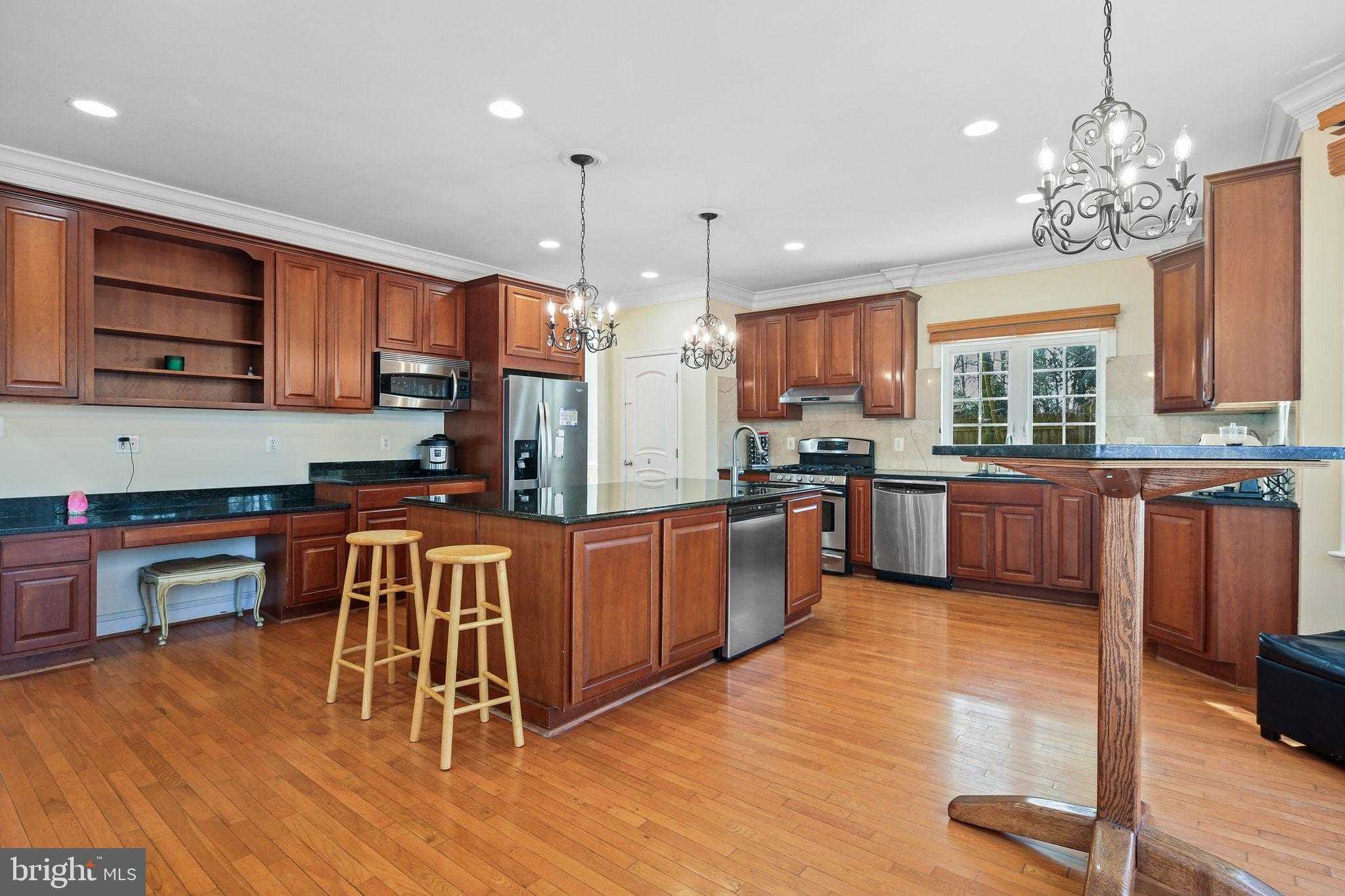 518 Calvin Ln photo 14