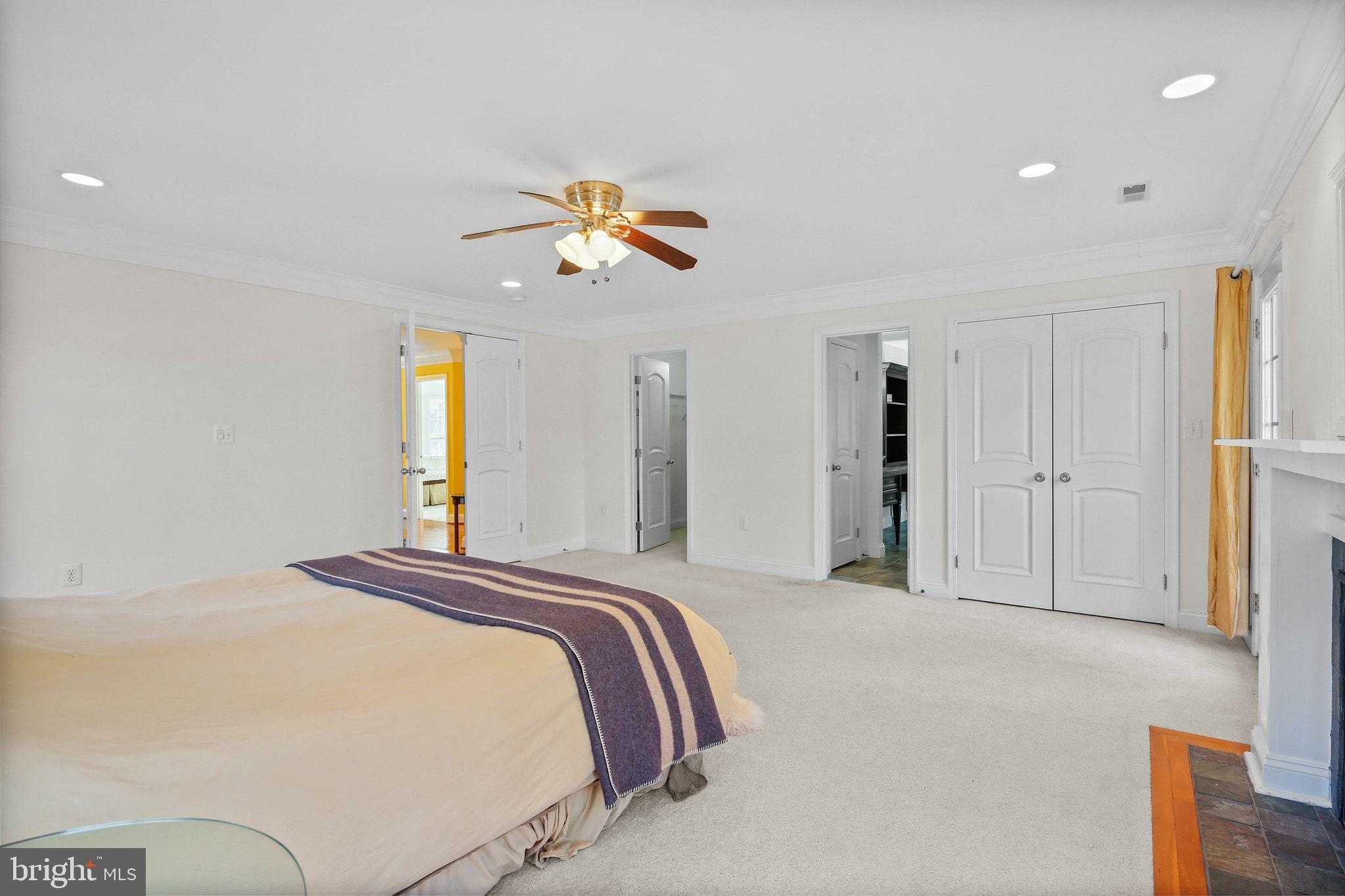 518 Calvin Ln photo 23