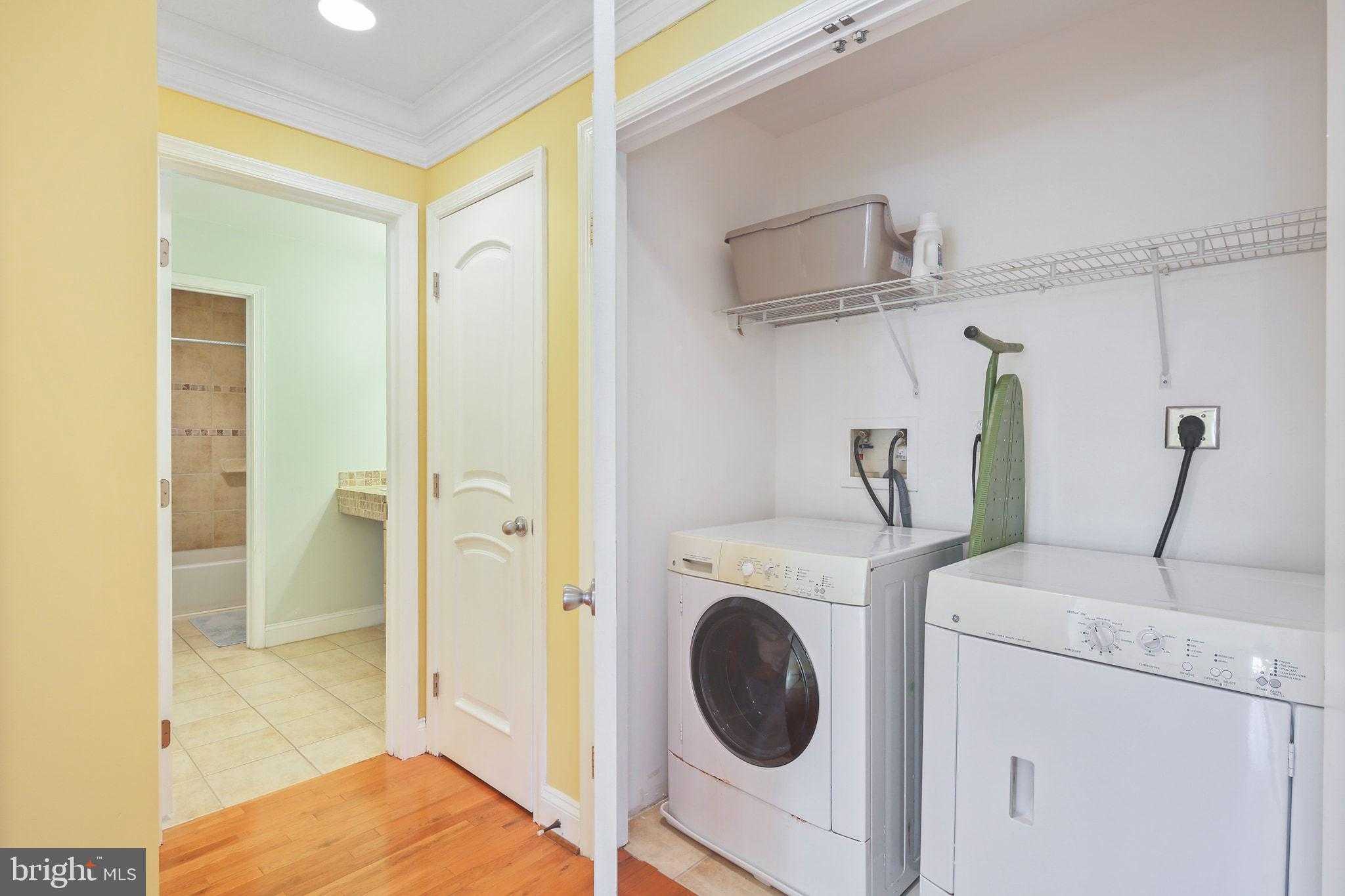 518 Calvin Ln photo 32