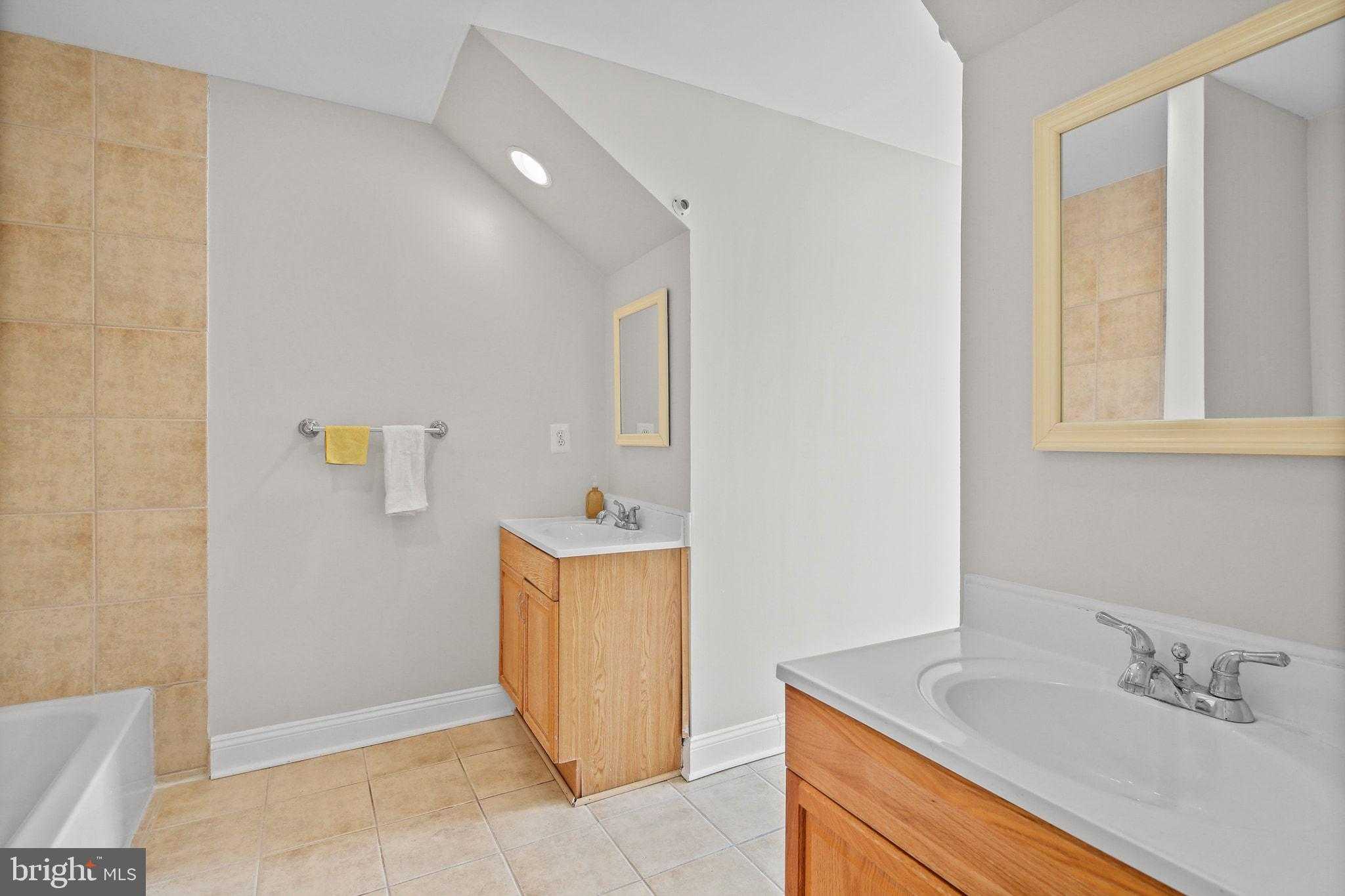 518 Calvin Ln photo 39