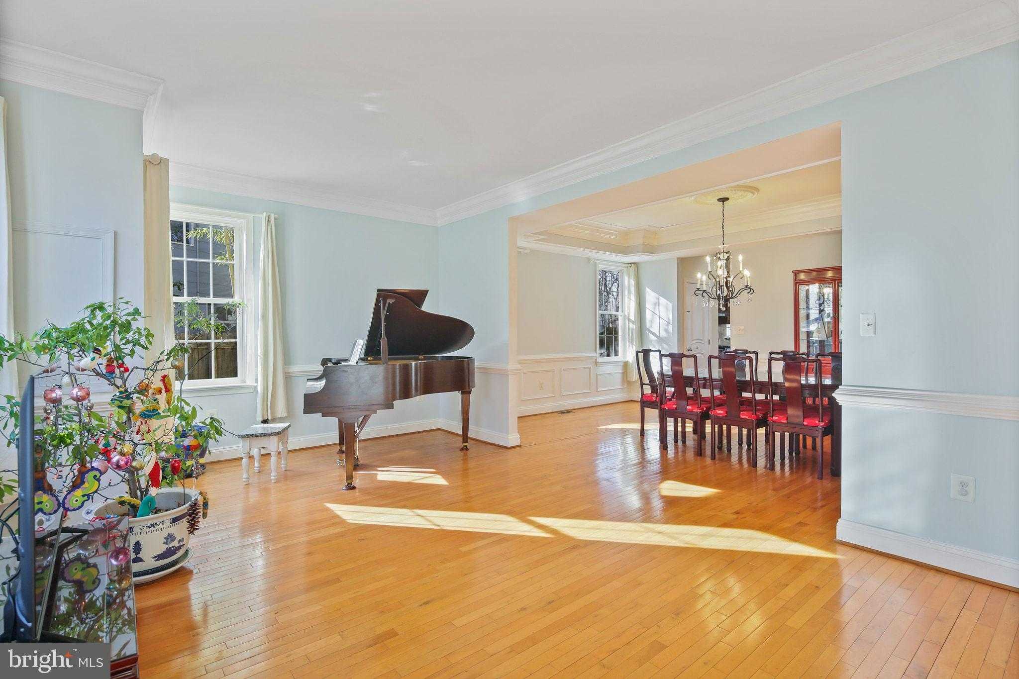 518 Calvin Ln photo 6