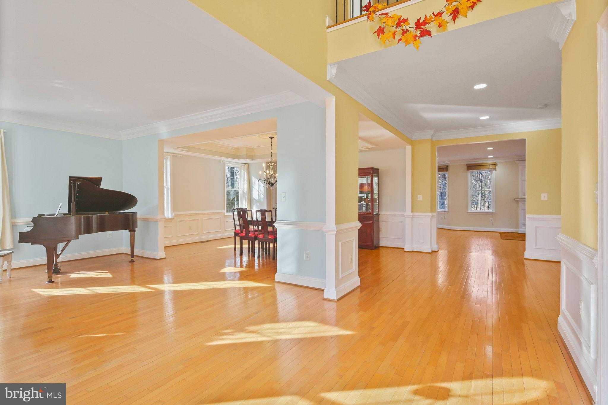 518 Calvin Ln photo 7