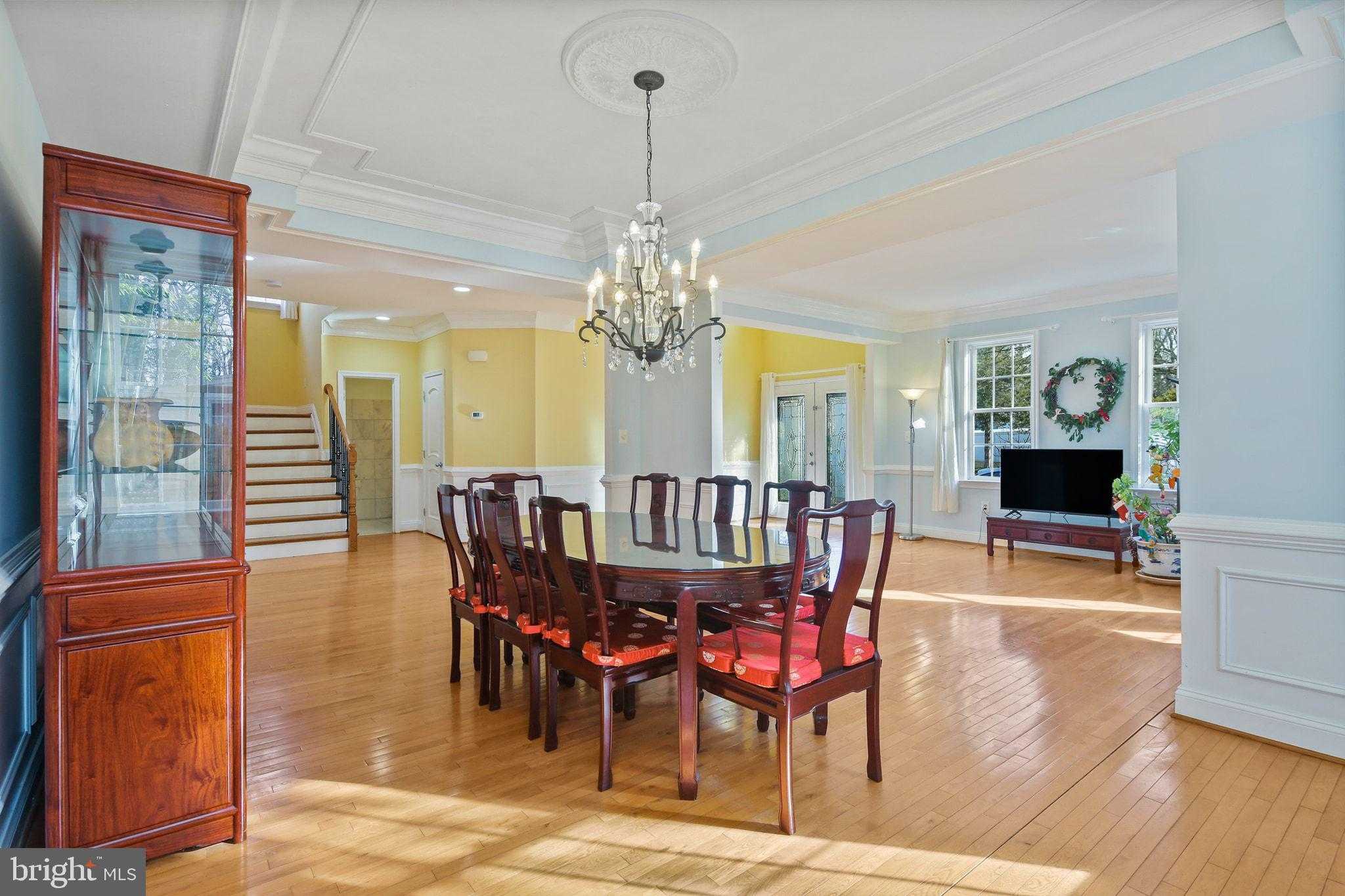 518 Calvin Ln photo 9