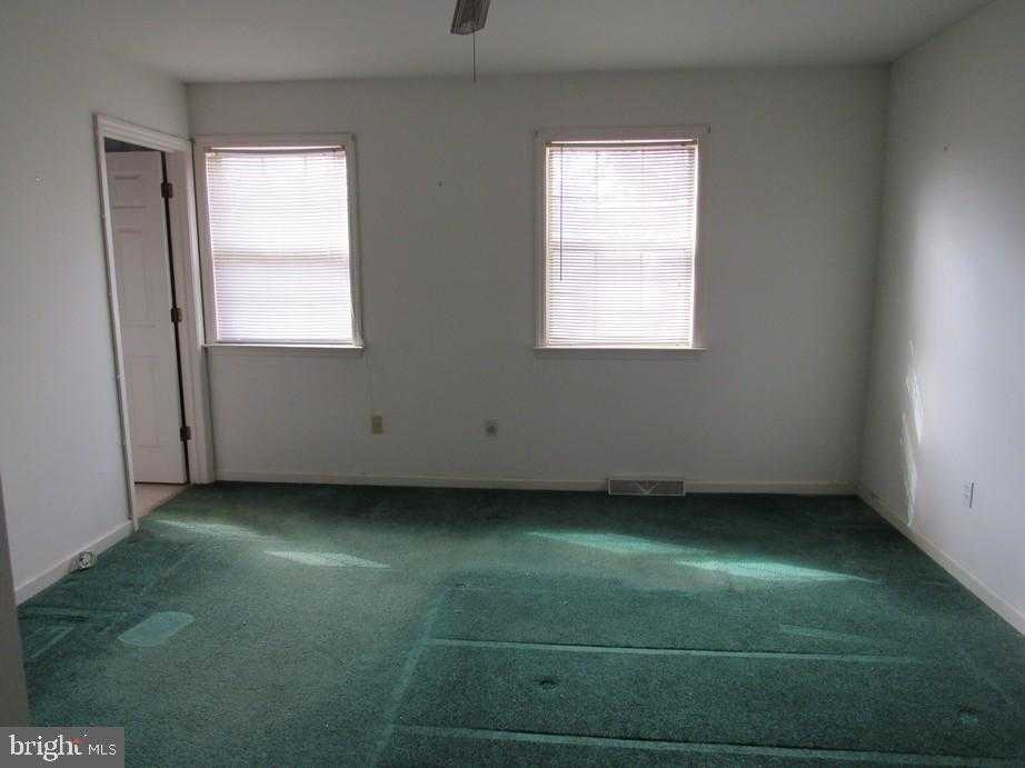 65 Mill Pond Dr photo 12