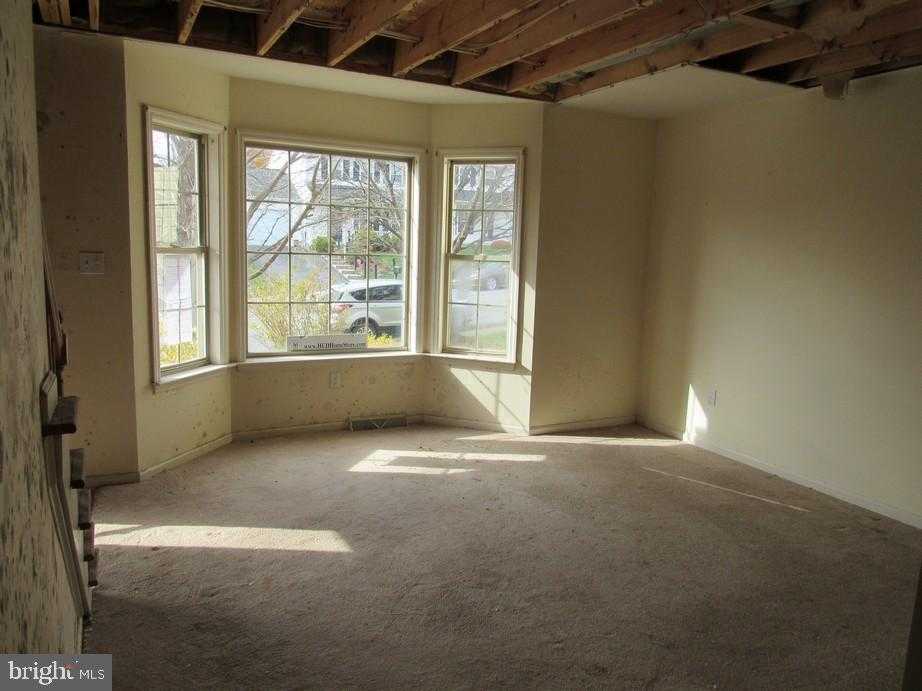 65 Mill Pond Dr photo 7