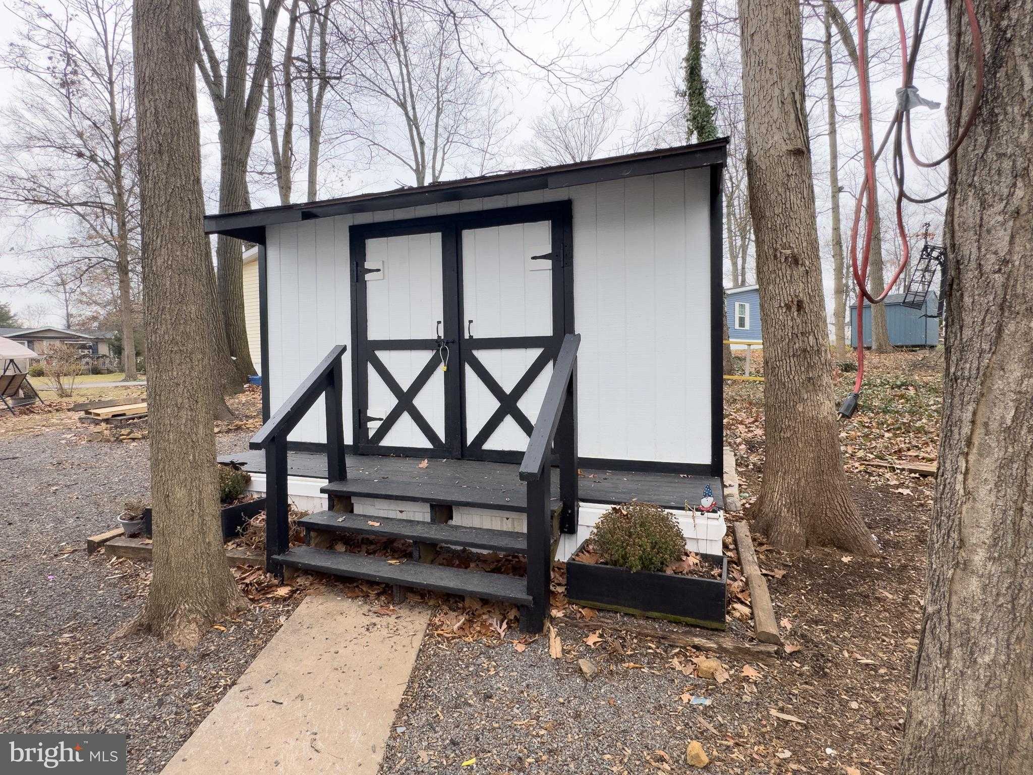 3 Hickory Ln photo 20