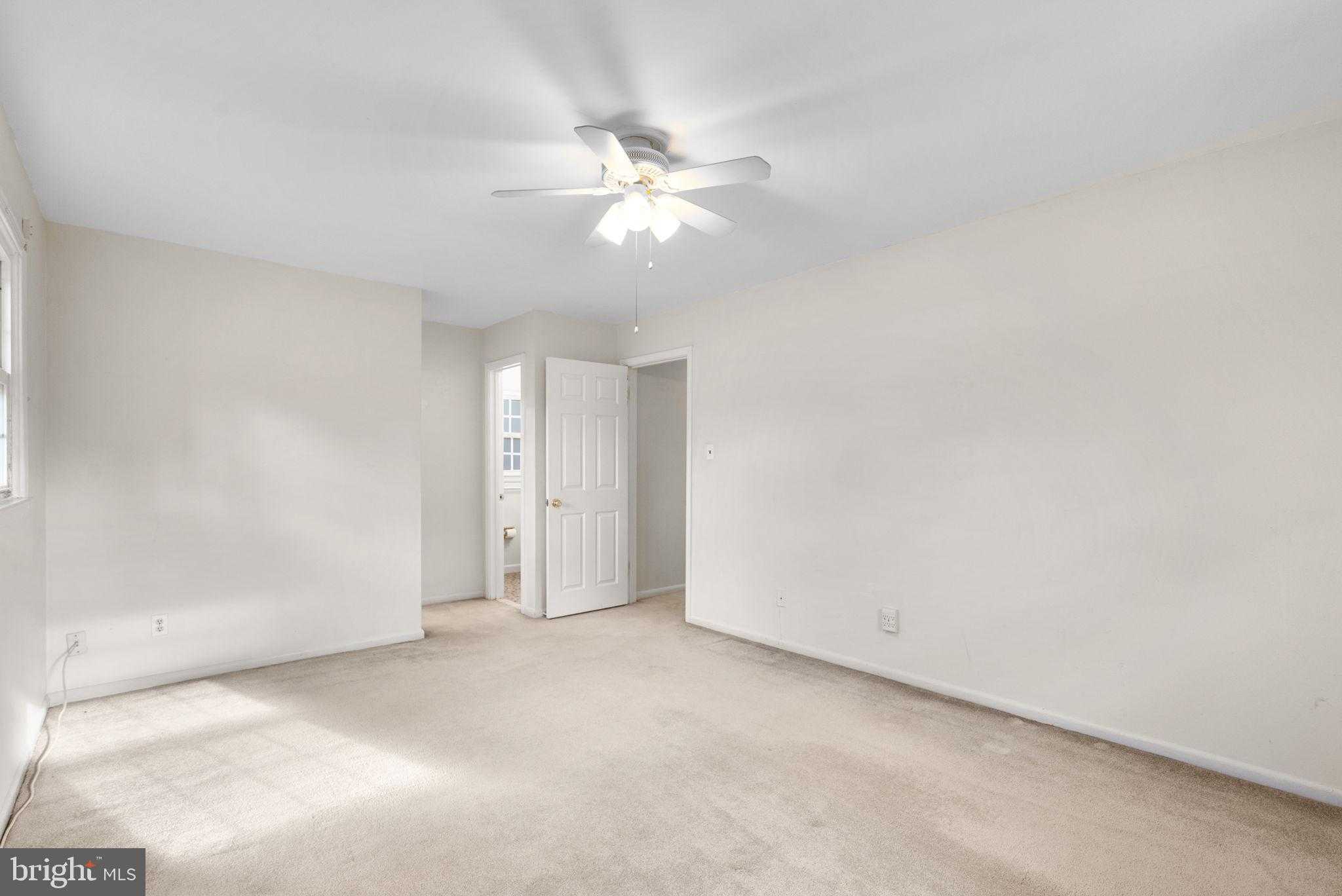 6219 Thornwood Dr photo 22