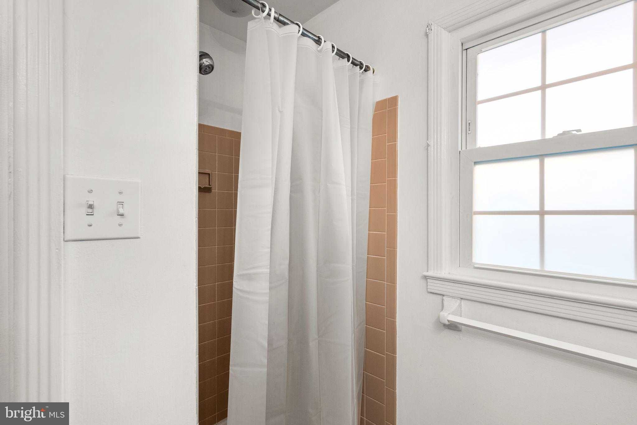 6219 Thornwood Dr photo 24