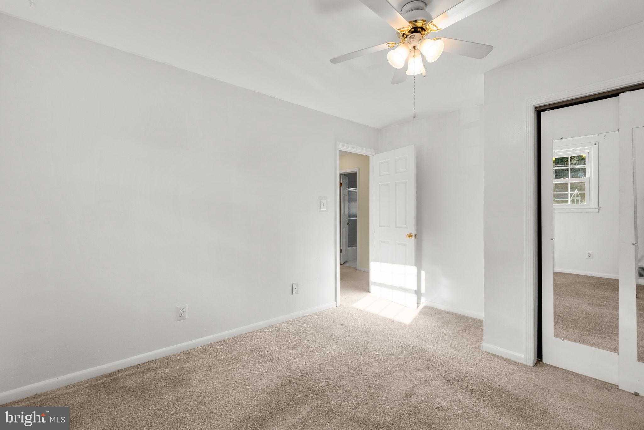 6219 Thornwood Dr photo 29