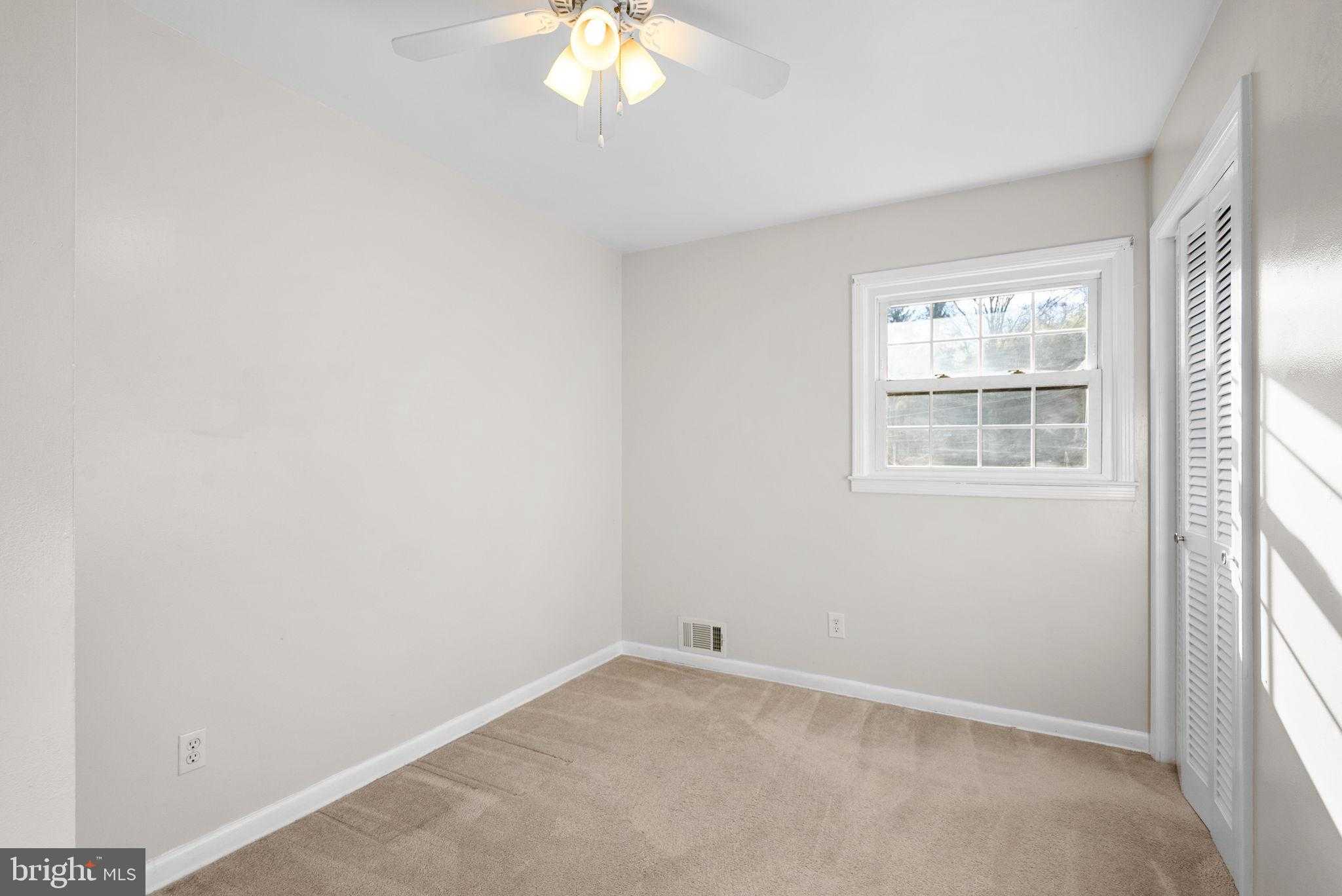 6219 Thornwood Dr photo 30