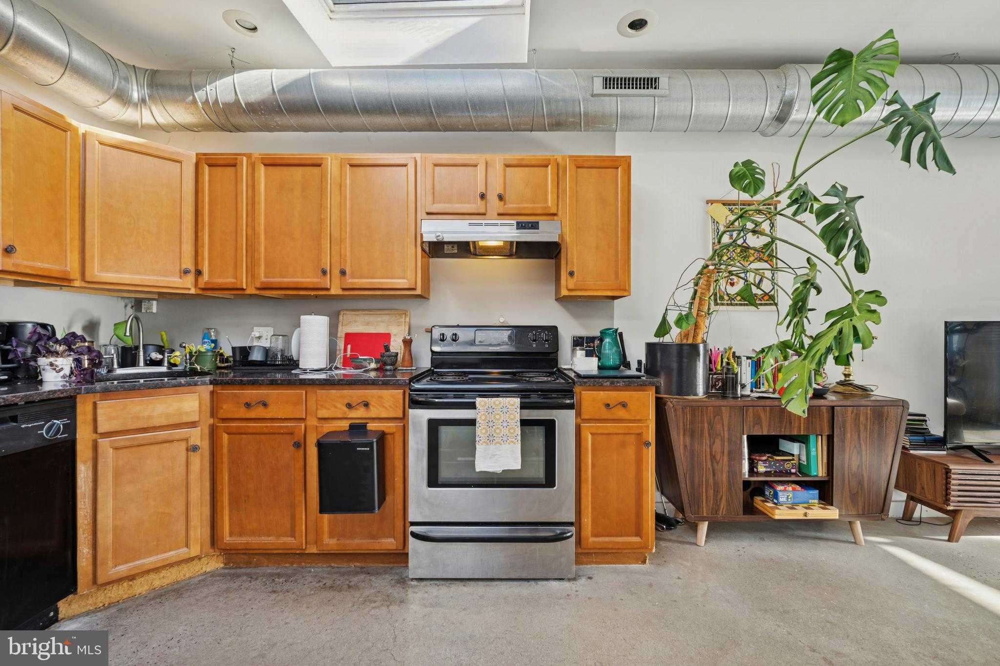 2420 Trenton Ave photo 13