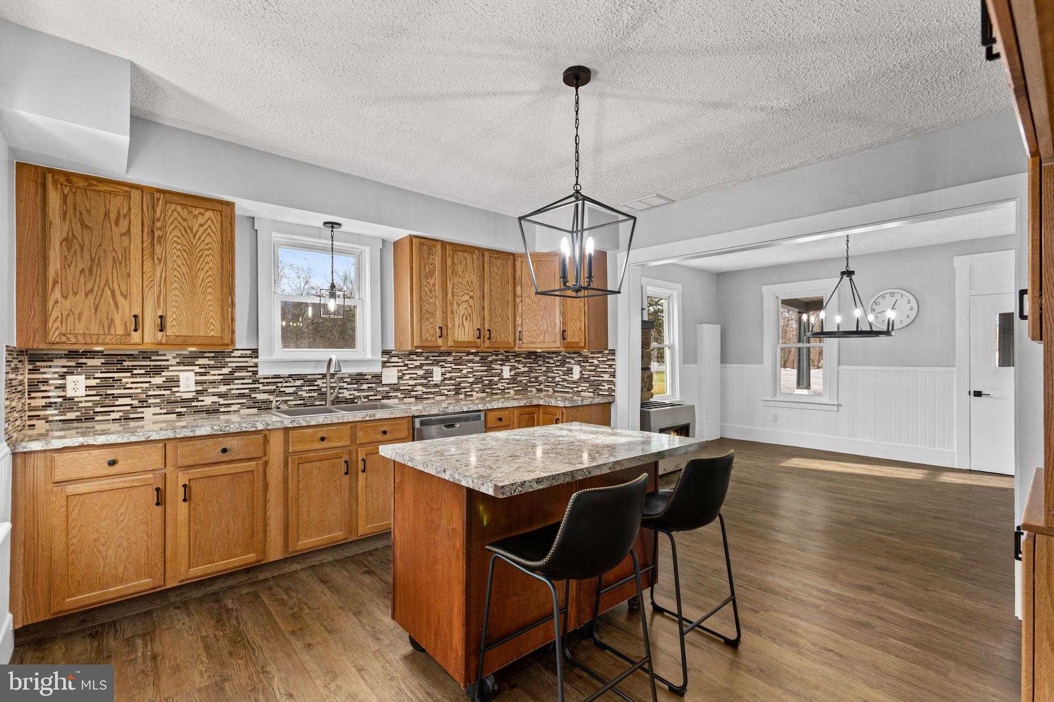 99 Creek Rd photo 18