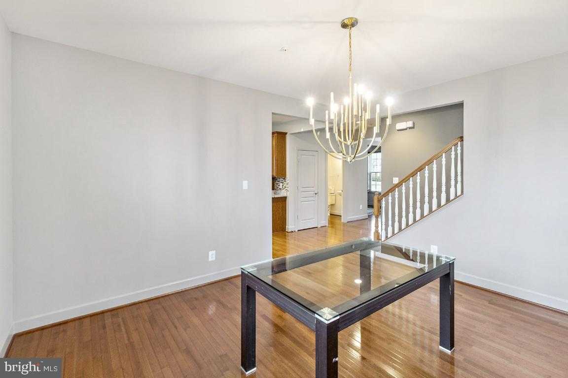 5005 Kennington CT photo 7