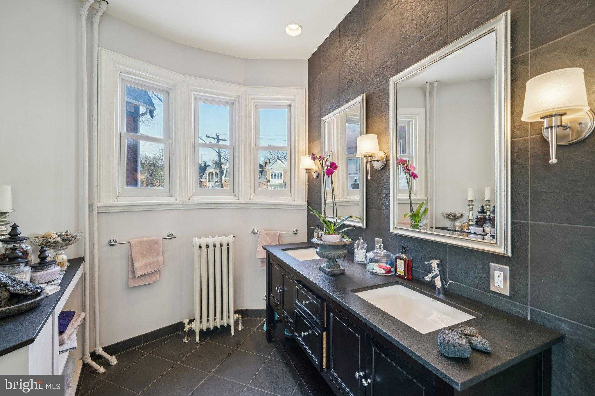 4502 Chester Ave photo 35