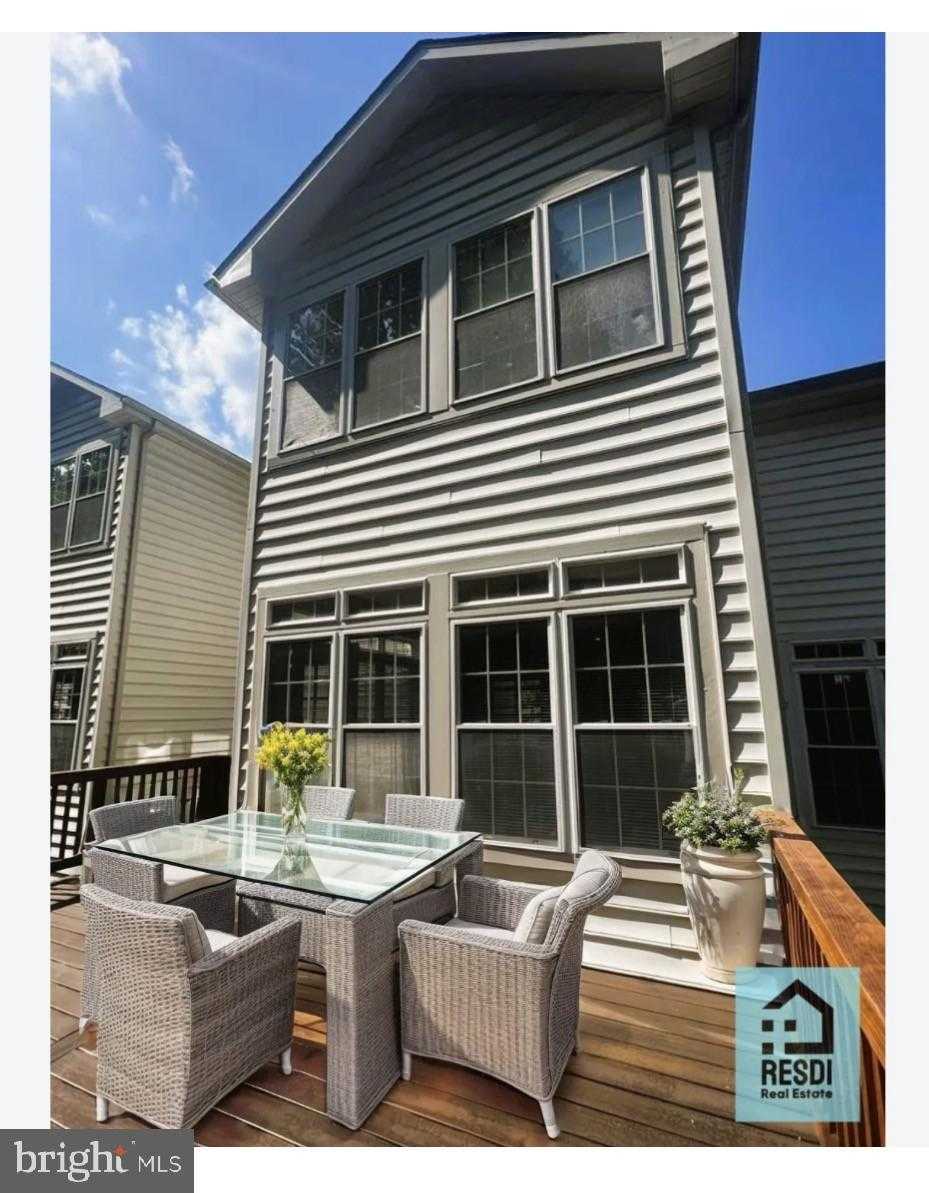 2009 Woodshade CT photo 16