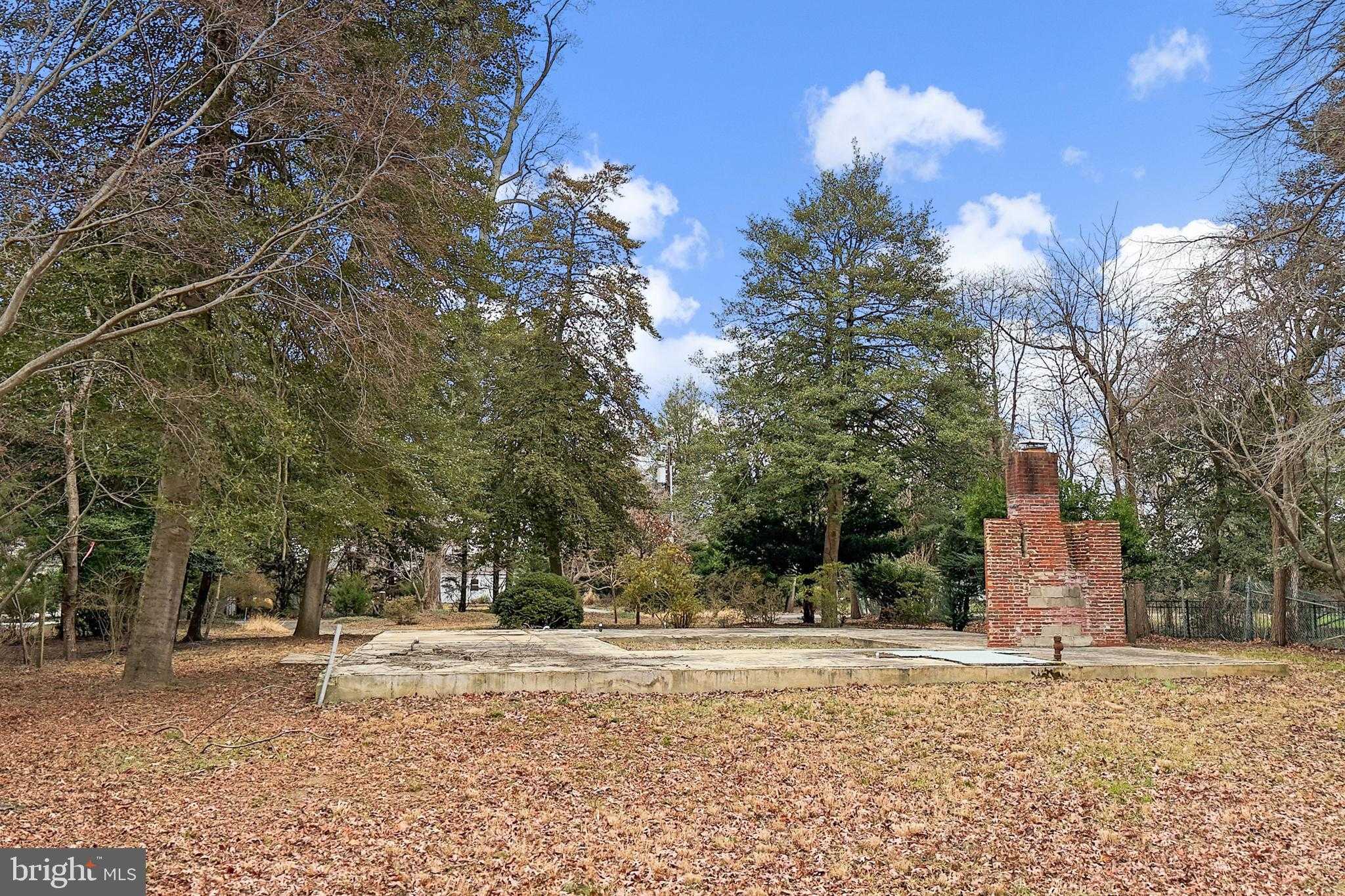 1546 Shipsview Rd photo 11