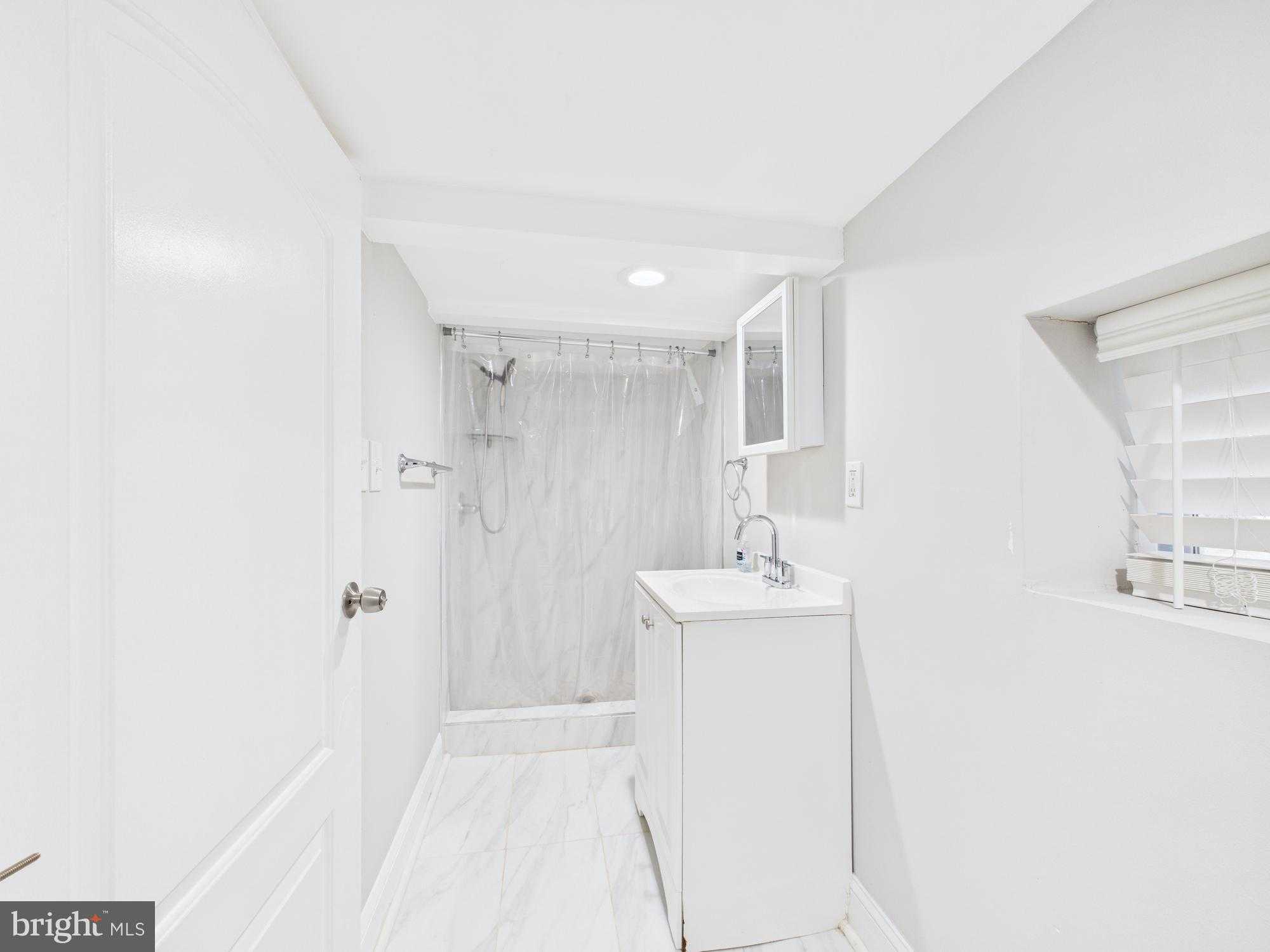 1526 N Patterson Park Ave photo 28