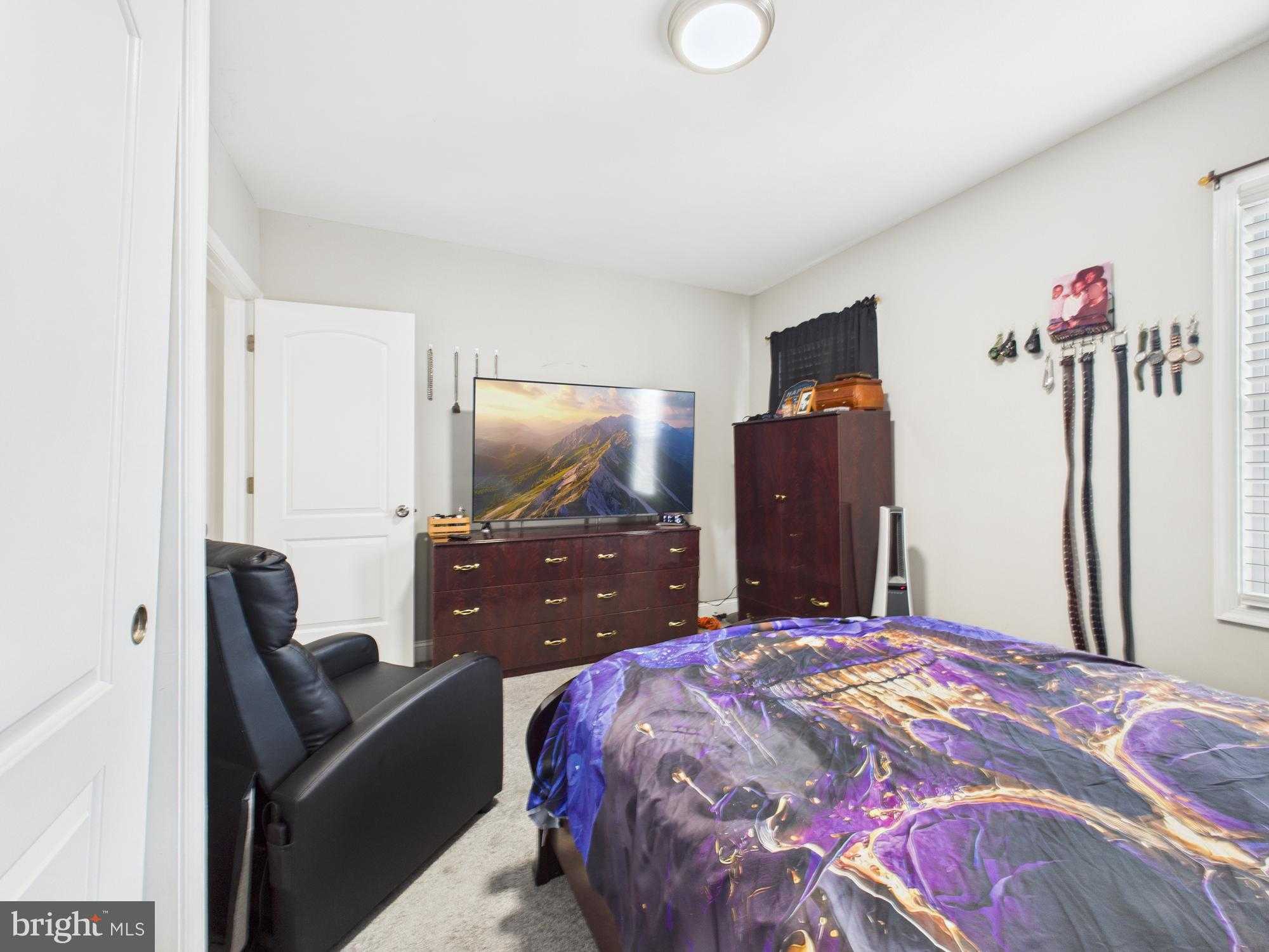 1526 N Patterson Park Ave photo 7