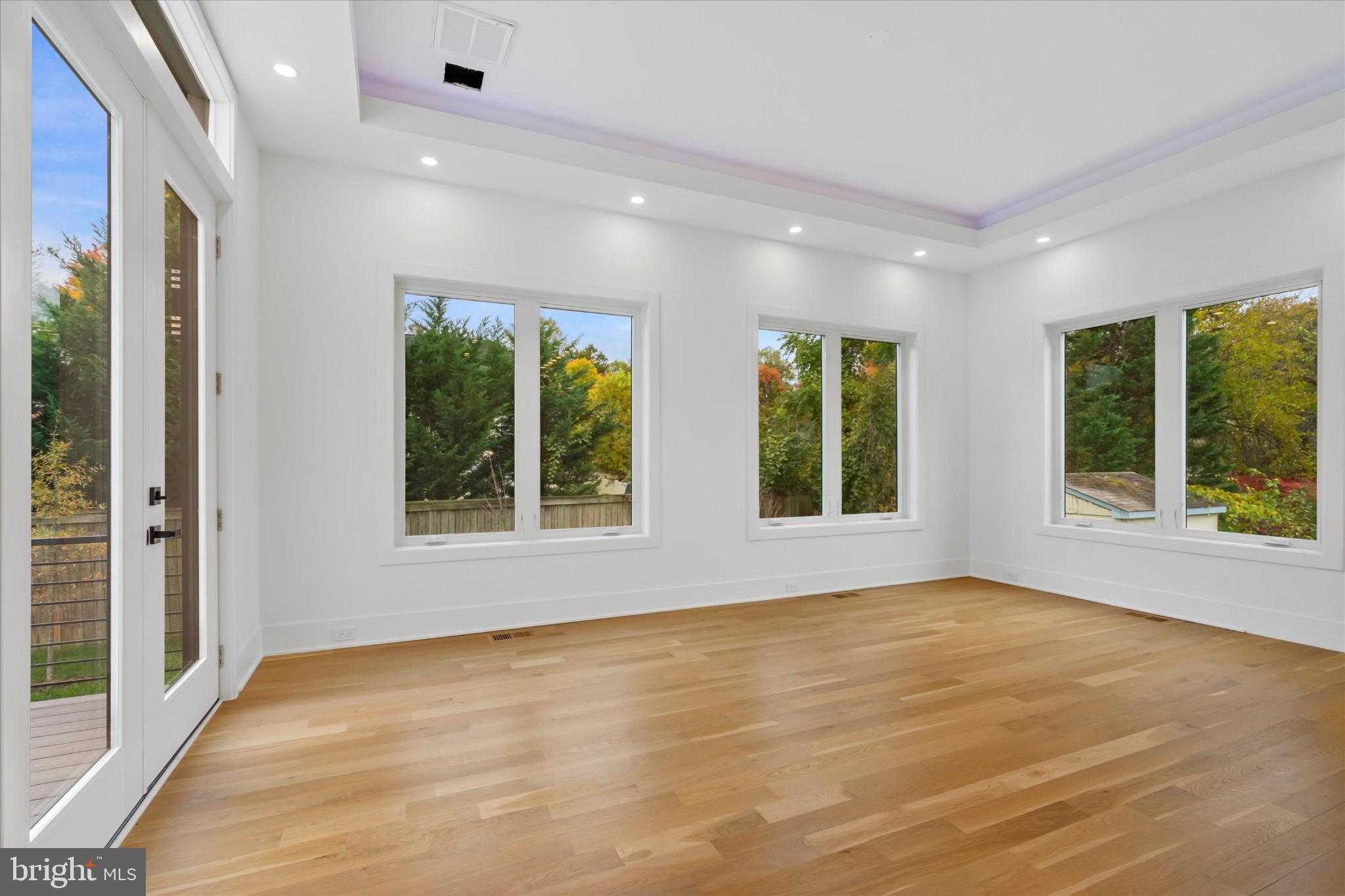 1832 Pimmit Dr photo 29