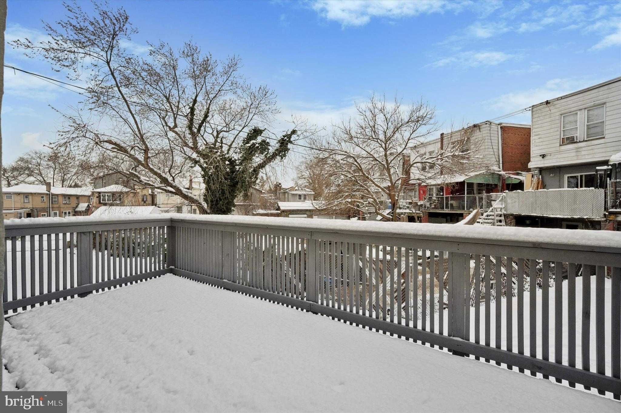 6866 N 19th St photo 14