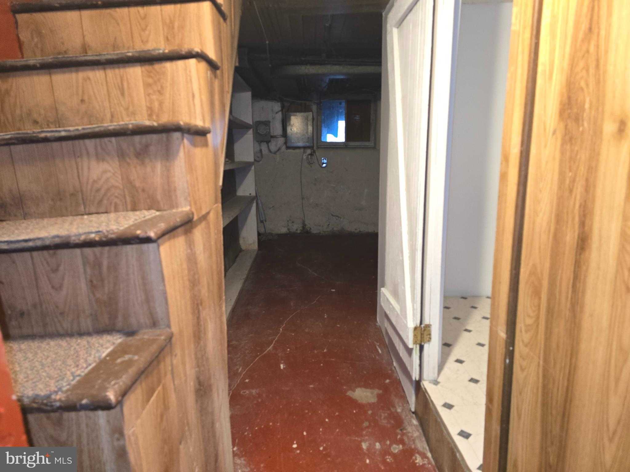 1711 Homestead St photo 20