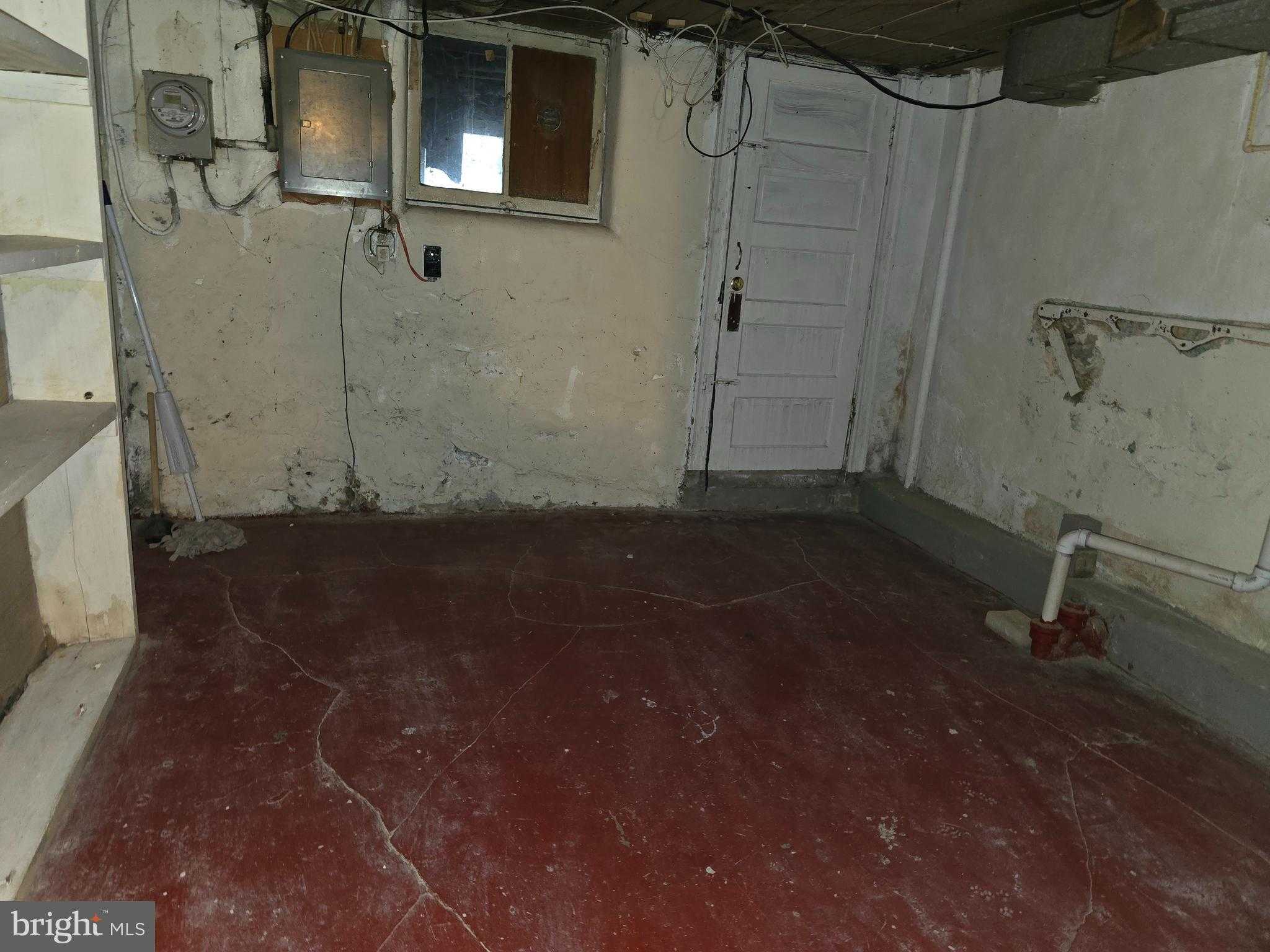 1711 Homestead St photo 22