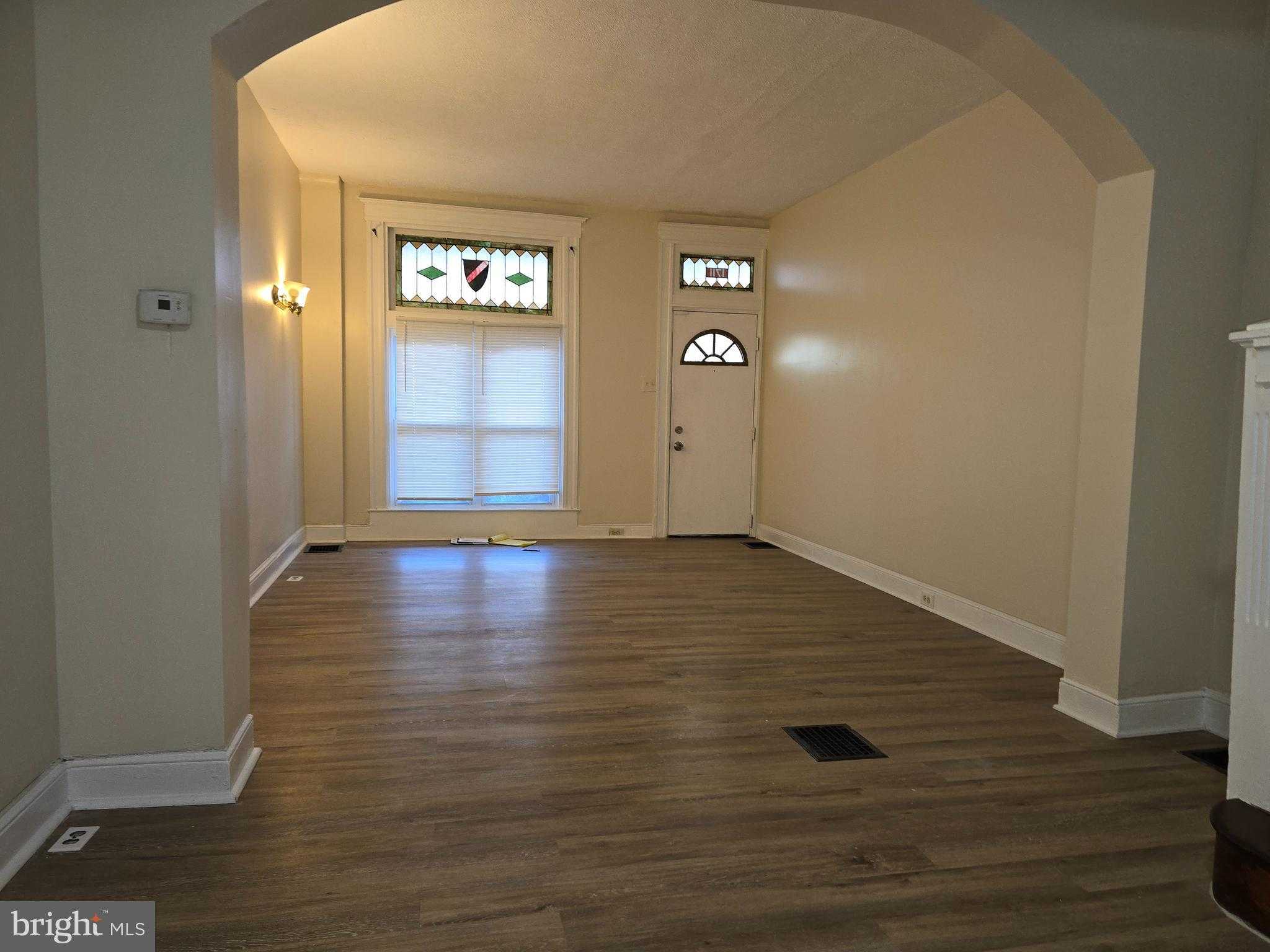 1711 Homestead St photo 5