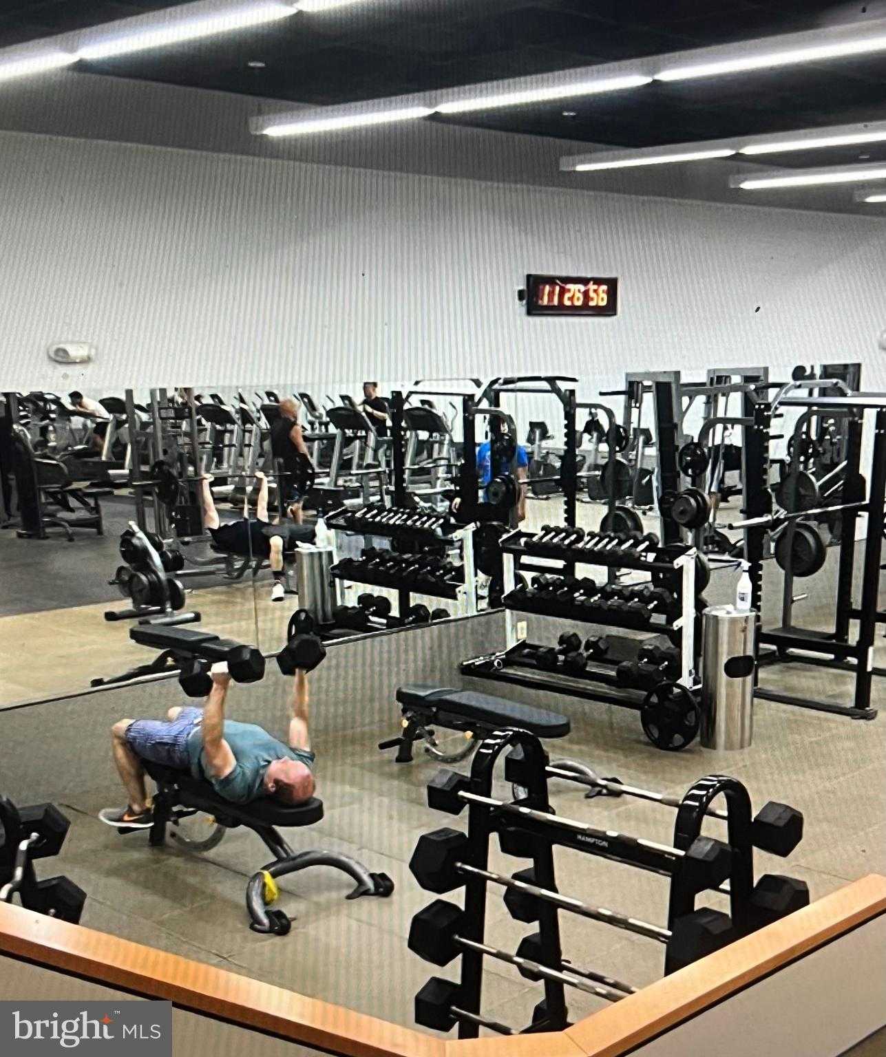 1121 Arlington Blvd Apt 706 photo 30